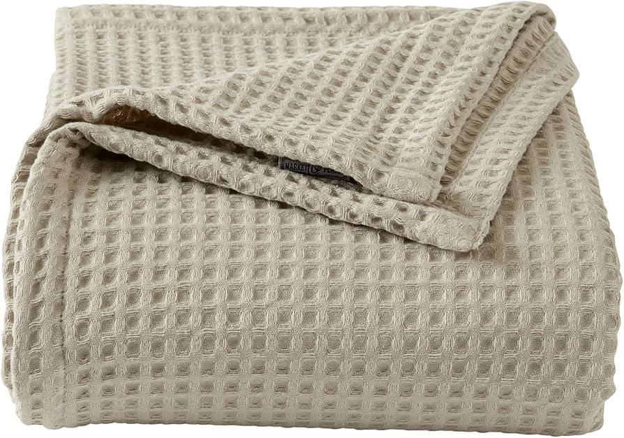 Amazon.com: 100% Cotton Waffle Weave Bed Blanket | Soft, Breathable, and Lightweight Blanket for ... | Amazon (US)