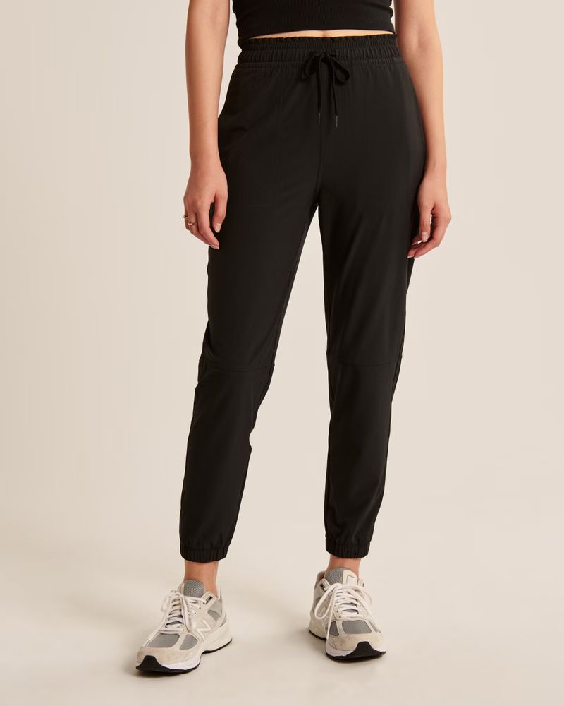 Traveler Joggers | Abercrombie & Fitch (US)