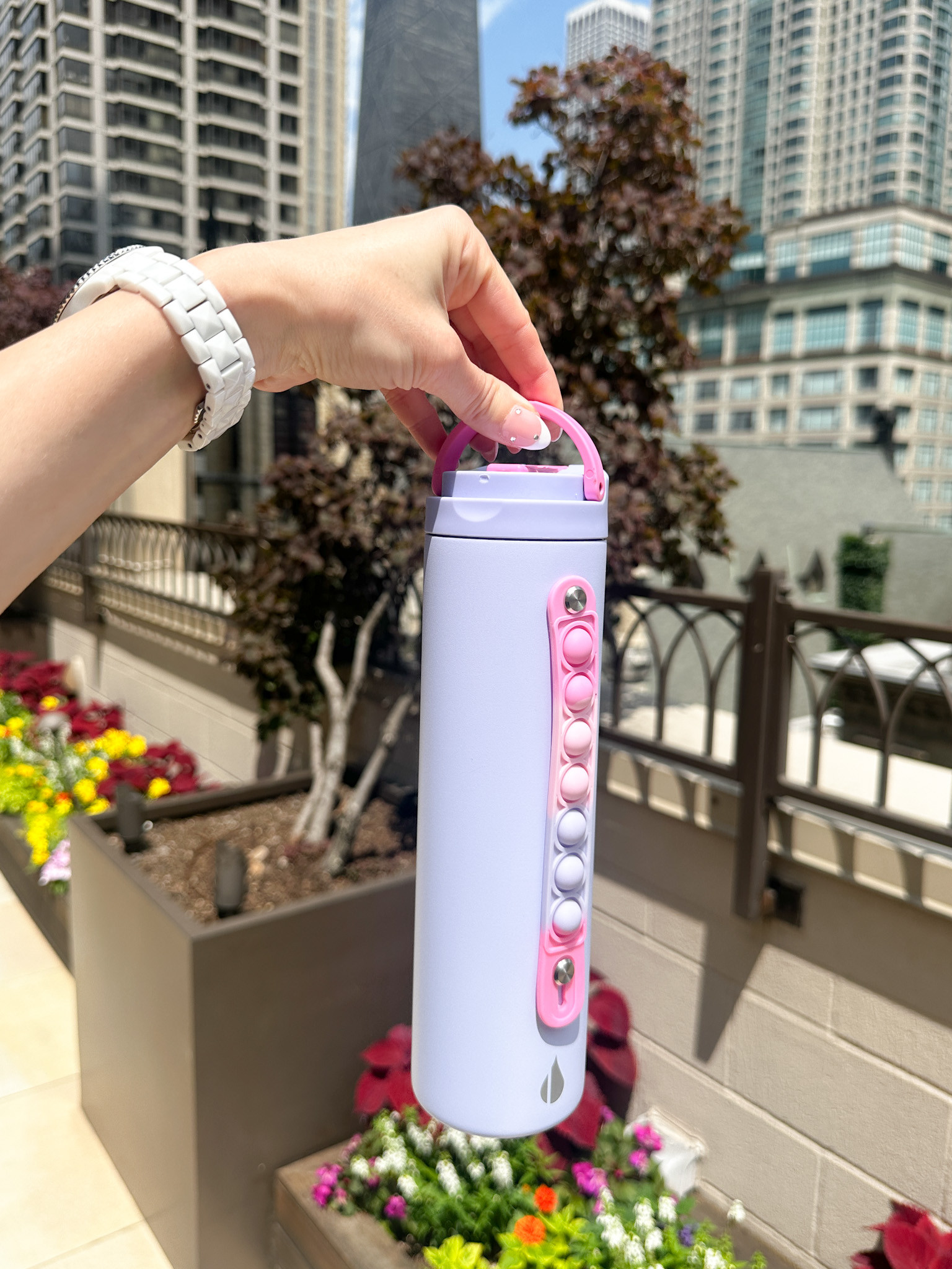 Stay hydrated the easy (and everyday) way 💧✨ with this insulated water bottle with straw! Designed to keep your drinks cold for hours, it makes sipping simple and convenient whether you’re at home, work, or on the go 💖🥤. With a secure straw lid and easy-carry design, it’s perfect for keeping up with your daily hydration goals 👀✨. Trust me, this is one essential you’ll reach for all day long 💕
#waterbottle #hydration #drinkware #stayhydrated #dailyessentials #onthego #lifestyleupgrade #healthyliving #reusable #sustainableliving #homeessentials #kitchenmusthaves #modernliving #hydrationgoals #everydaycarry #drinkwarestyle #ltkhome #ltkfinds #healthgoals #wellnessessentials #practicalstyle #musthave #dailyuse #simpleliving 

 