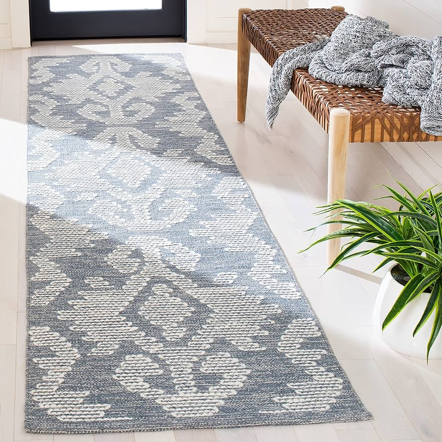 SAFAVIEH Kilim Collection Runner Rug - 2'3" x 9', Blue & Ivory, Handmade Cotton, Ideal for High Traffic Areas in Living Room, Bedroom (KLM853M) | Amazon (US)