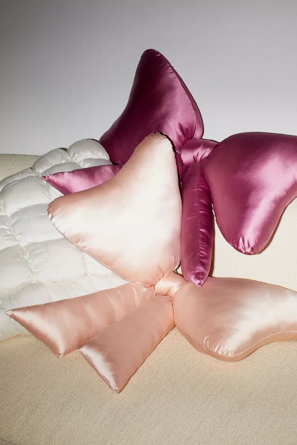Big Bow Satin Throw Pillow | Urban Outfitters (US and RoW)