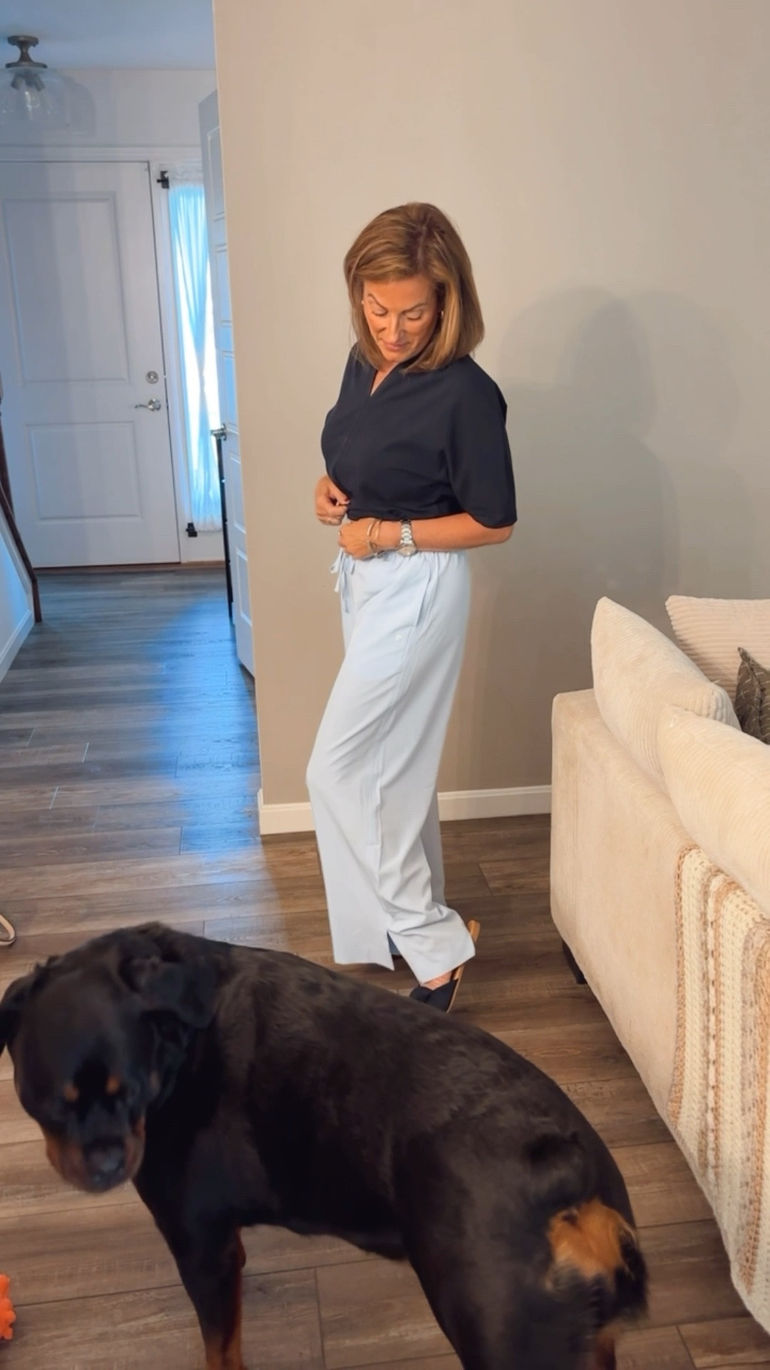 Another great travel outfit!
I’m wearing a small in both the pants and the top.