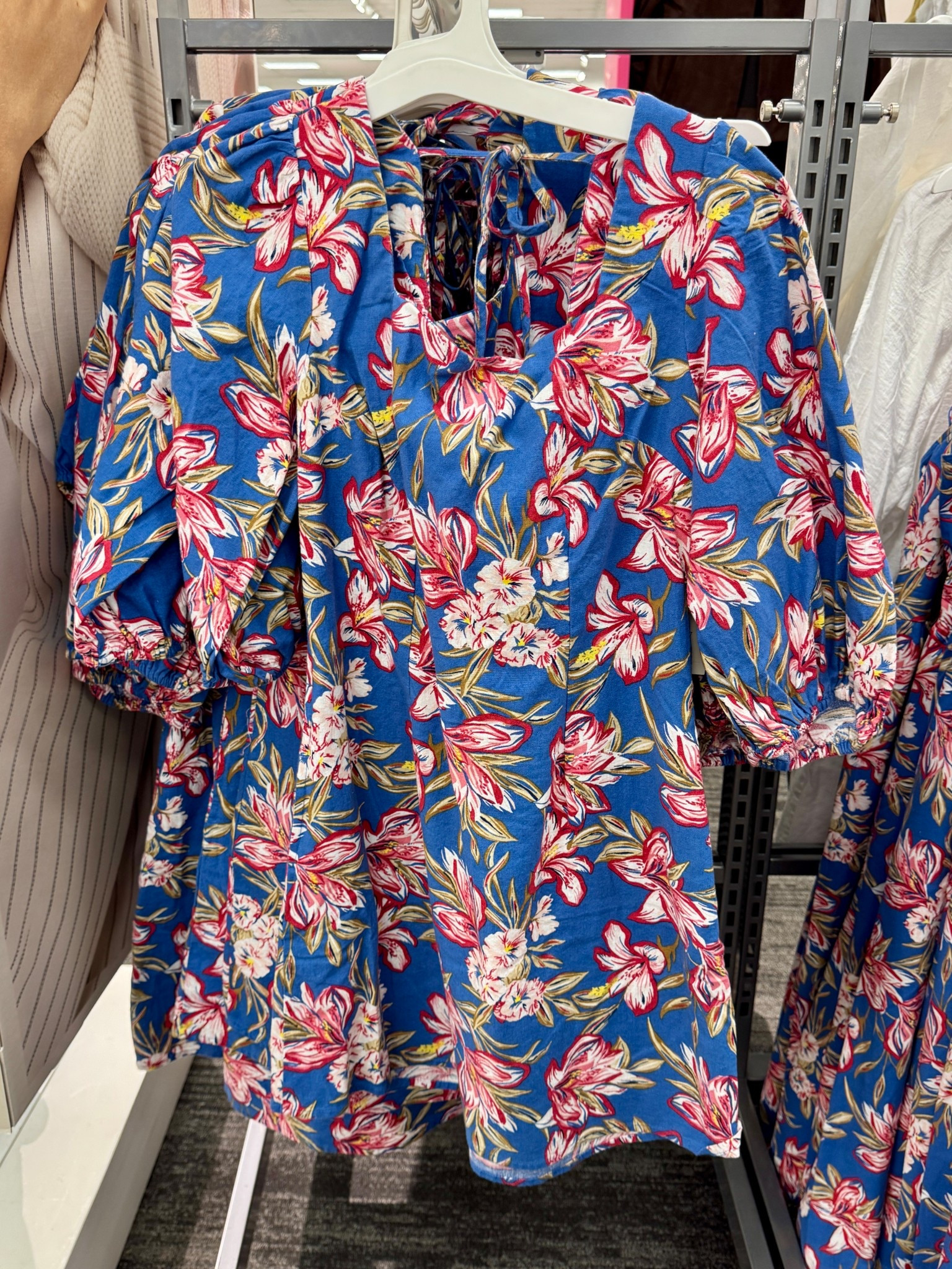 Beautiful spring/summer floral dress!

Target find | wedding guest dress | vacation style | church outfit | baby shower | wedding shower | 

#LTKTravel #LTKWorkwear #LTKootd