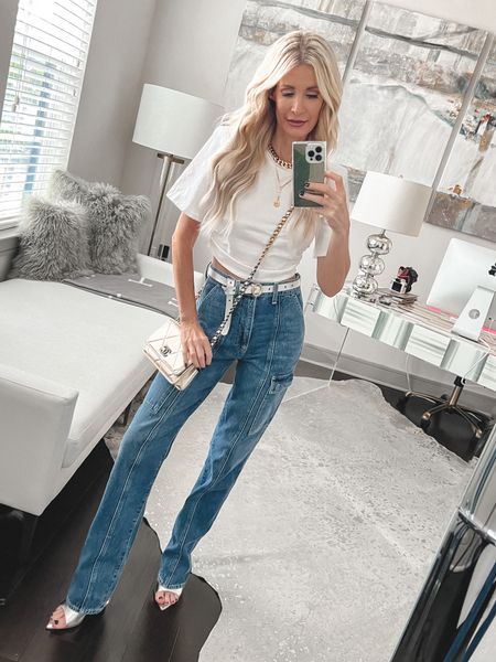 Happy Monday beauties! 🤍🤍 one of my favorite fall denim trends is the CARGO trend and out of all the denim cargos I’ve tried on these are the most flattering by far! I love the high waist and the tapered straight leg is guaranteed to make your legs look long! They run tts, I’m wearing a size 24. 



#LTKstyletip #LTKshoecrush #LTKover40