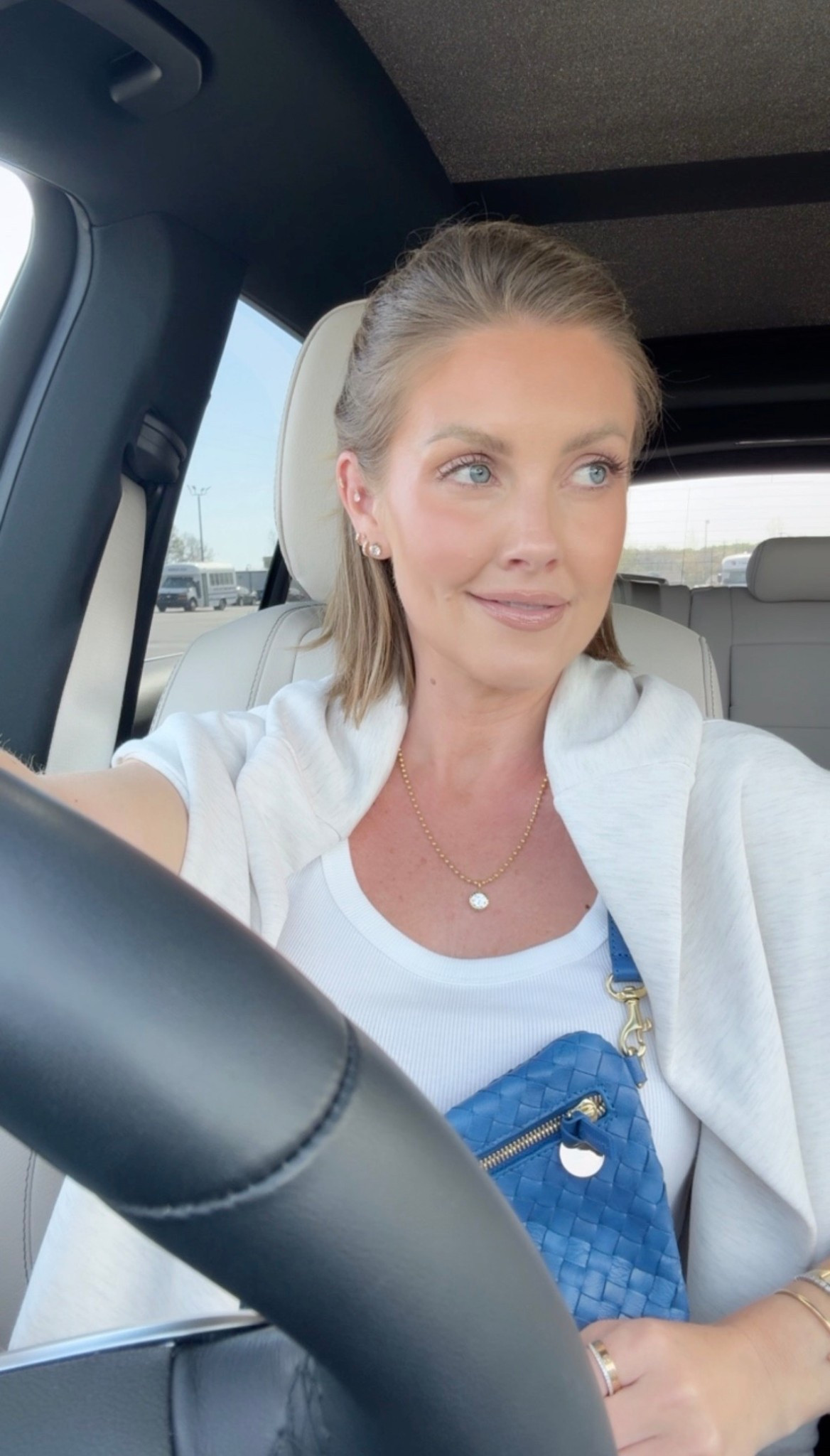 Love this bag from Evereve!!

#LTKSeasonal #LTKootd #LTKPetite