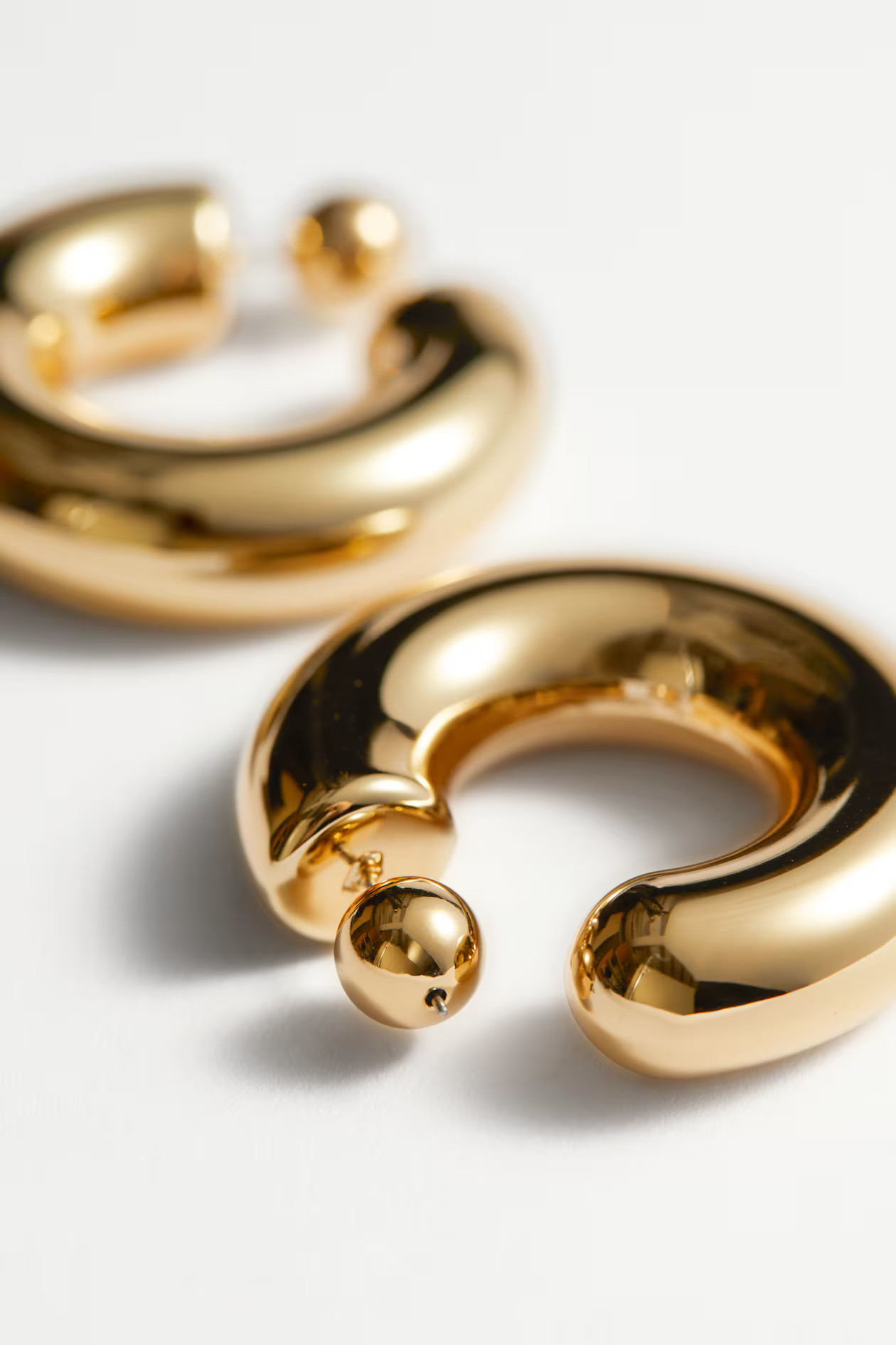 Big Chunky Hoops | H&M (UK, MY, IN, SG, PH, TW, HK)