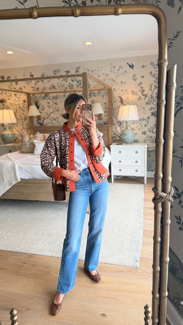 travel day outfit, but make it feel very fall. i love starting with a simple white tee + easy denim and adding one fun layer, and this reversible jacket is such a good one because you basically get two looks in one. the print + orange trim make this side feel a little more playful, but i love that you can flip it for a totally different look too.

the brown mary janes + little shoulder bag tie everything together and make the outfit feel a little more polished without losing the comfort factor.

these levi’s are one of my favorite everyday pairs because the straight-leg fit works with basically every shoe in my closet. i’m wearing a size 26 in the dance around wash, and they’re such a good option for travel days, errands, or just an easy fall outfit on repeat.  

 #LTKootd #LTKTravel