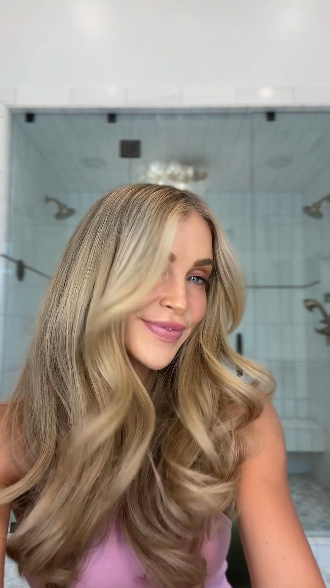 All the details for these bouncy curls