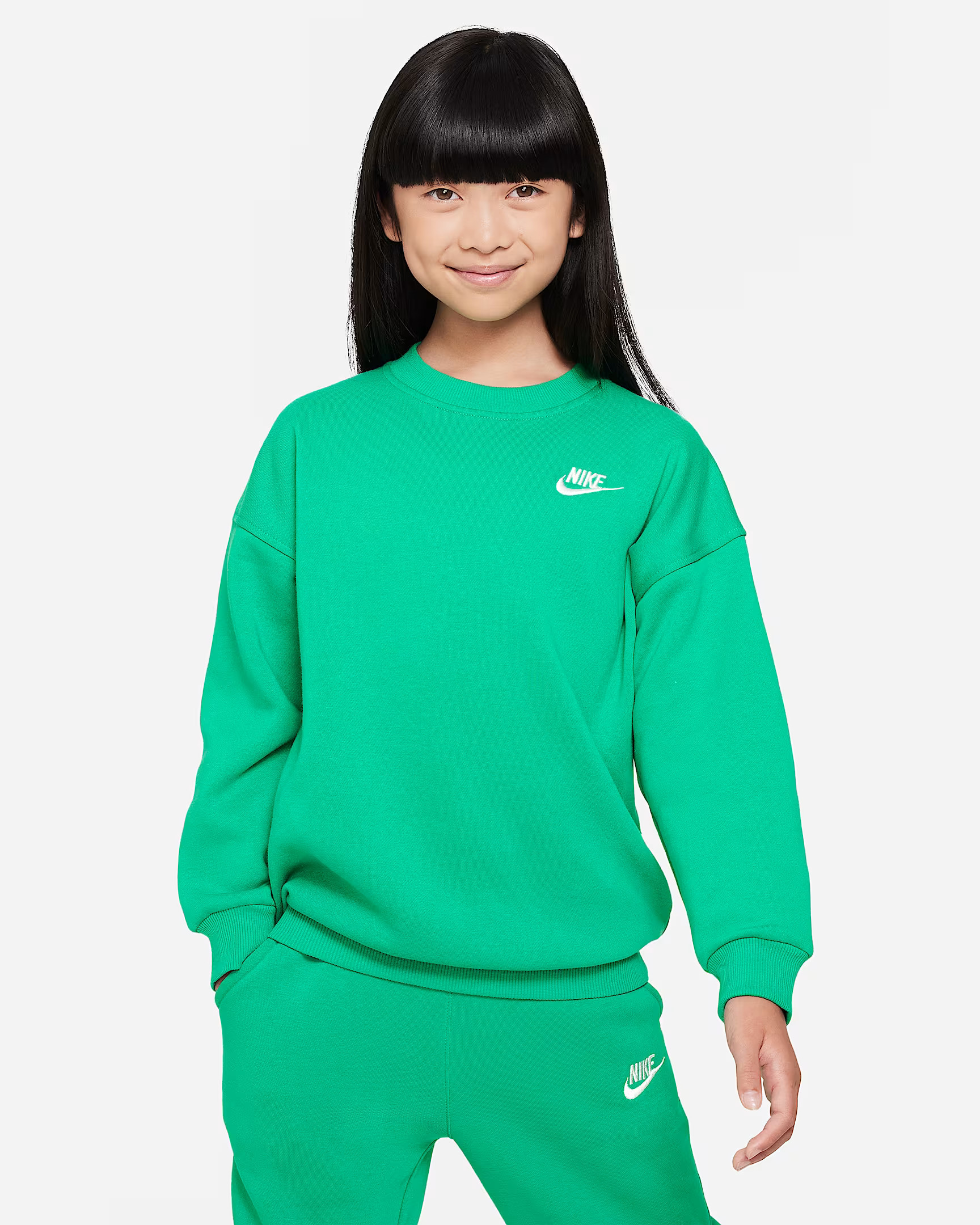 Nike Sportswear Club Fleece Big Kids' (Girls') Oversized Sweatshirt. Nike.com | Nike (US)