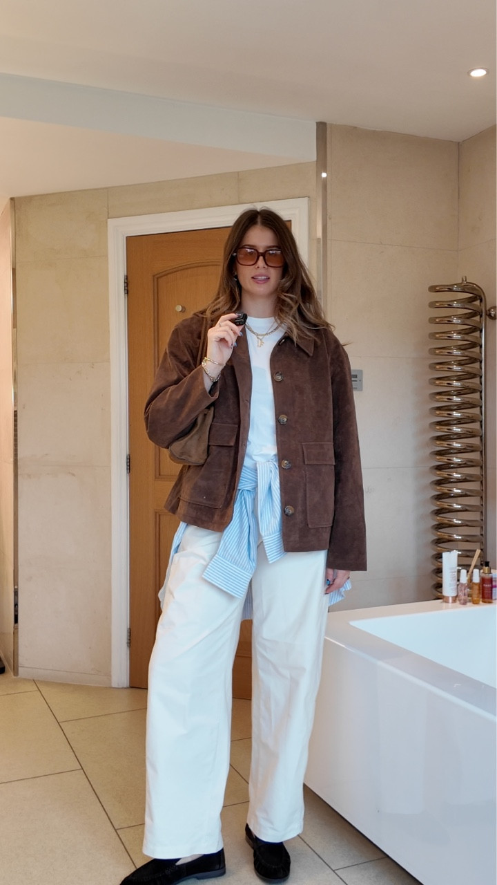 this outfit has made me feel cooler than ever before

… the magical effect of tying something around your waist hey???!!!!!

& I can update you that these loafers @marksandspencereu feel comfy af xxx 

outfit details linked on my @shop.ltk @ltk.europe (link in bio) & on stories

trousers @uniqloeurope 
tshirt @nextofficial 
shirt @zara
jacket @topshop @asos
sunnies @asos
loafers @marksandspencereu 
bangles @d.louise 
necklace @ravenjamesjewellery 
bag @hm 

ft. inspo from the coolest queens @tia_dewitt @adeleptty @amyfuchsia 

#grwm #getdressedwithme #ootd #capsulewardrobe #outfitinspo #workwear #autumnoutfits #pinterest