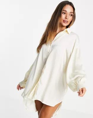 Glamorous oversized satin shirt dress in cream satin | ASOS | ASOS (Global)