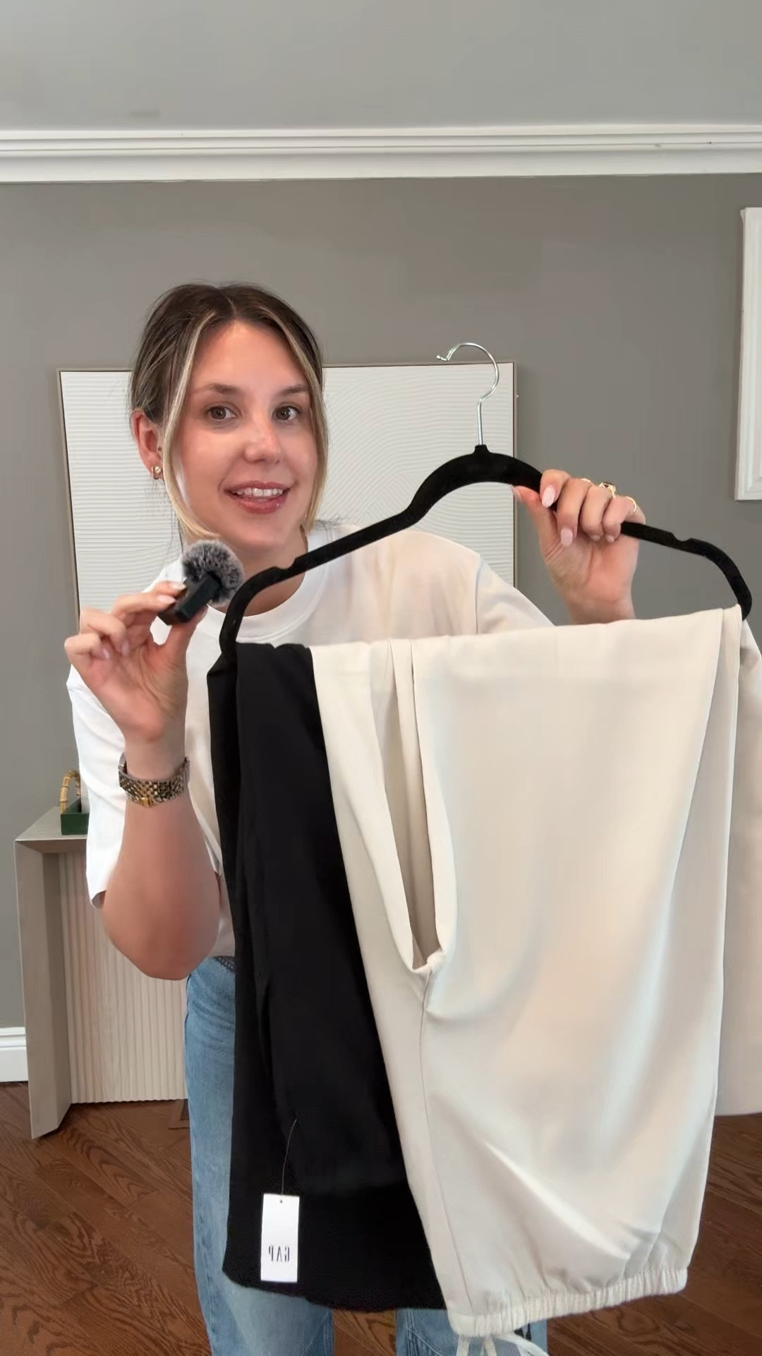 Gap pants! Such a win for 🍐 shaped girls! 

#LTKgrwm #LTKootd #LTKmomlife