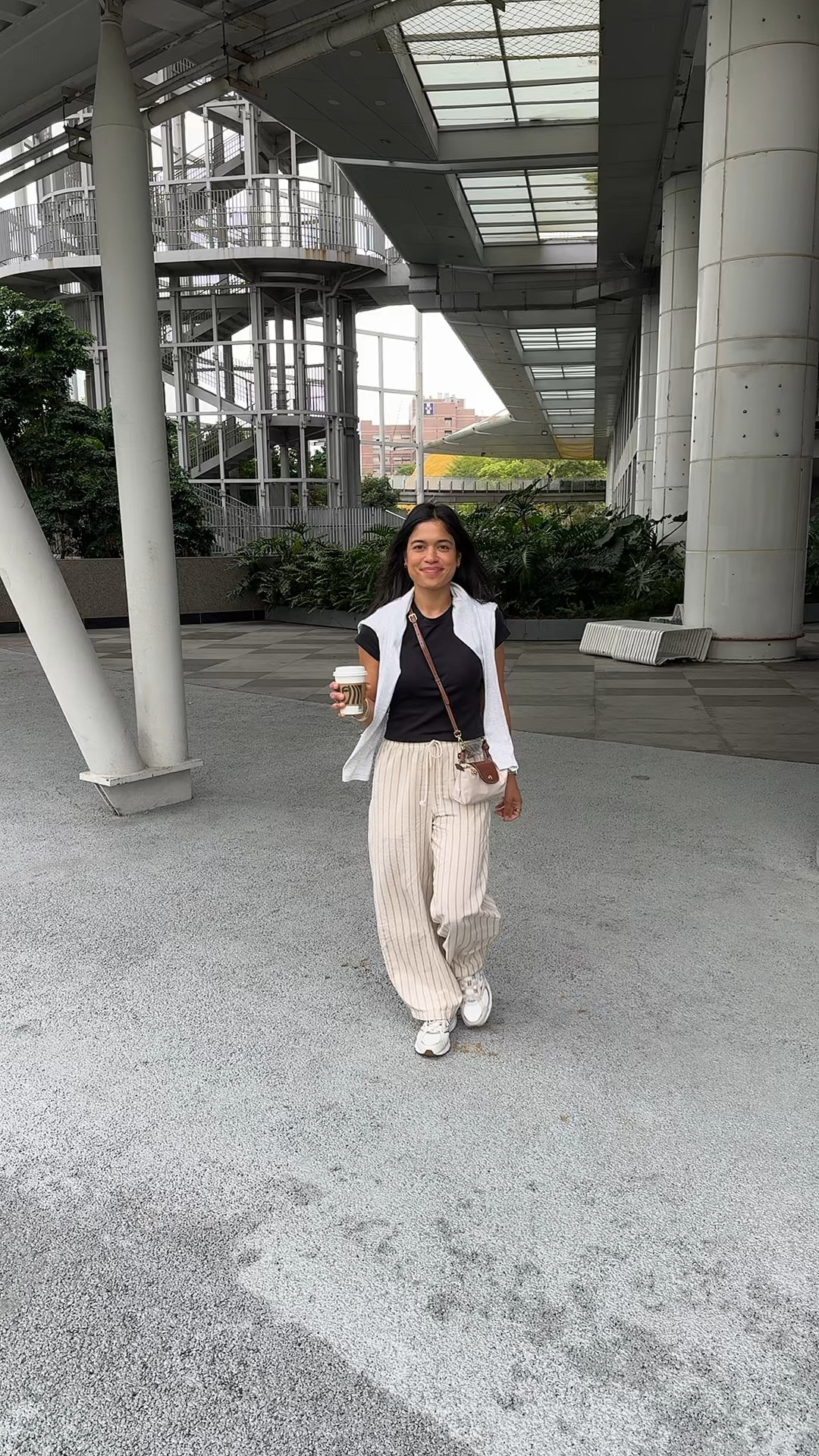 Easy casual spring outfit! 


#LTKPetite #LTKSeasonal #LTKootd