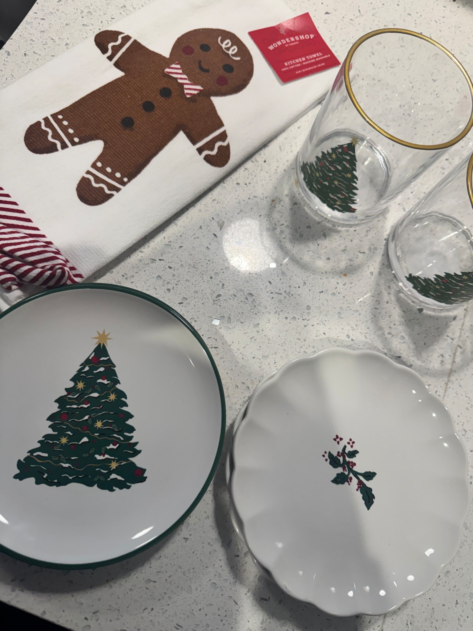 A little holiday decor 

#LTKHoliday #LTKGiftGuide #LTKSeasonal