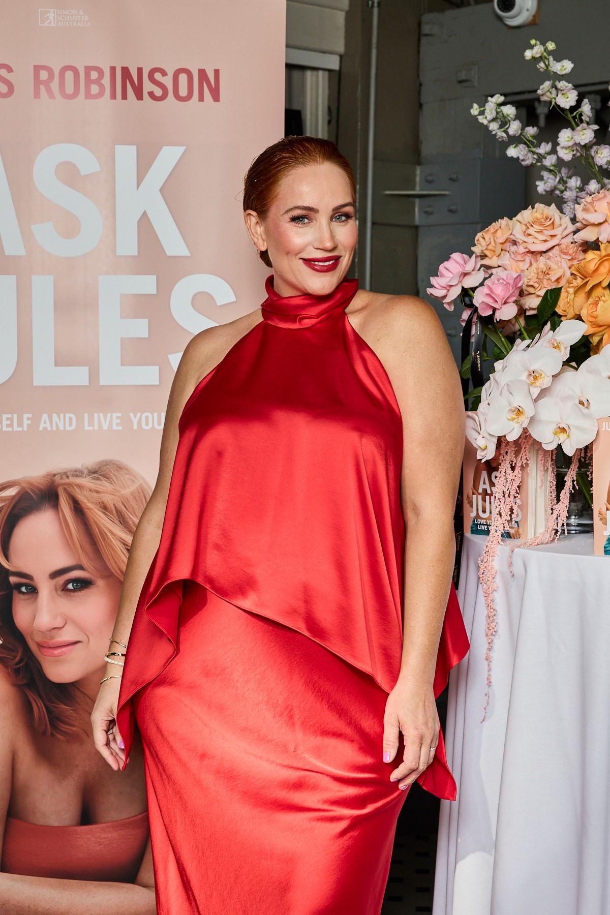 Red means book launch ❤️

#LTKcurves