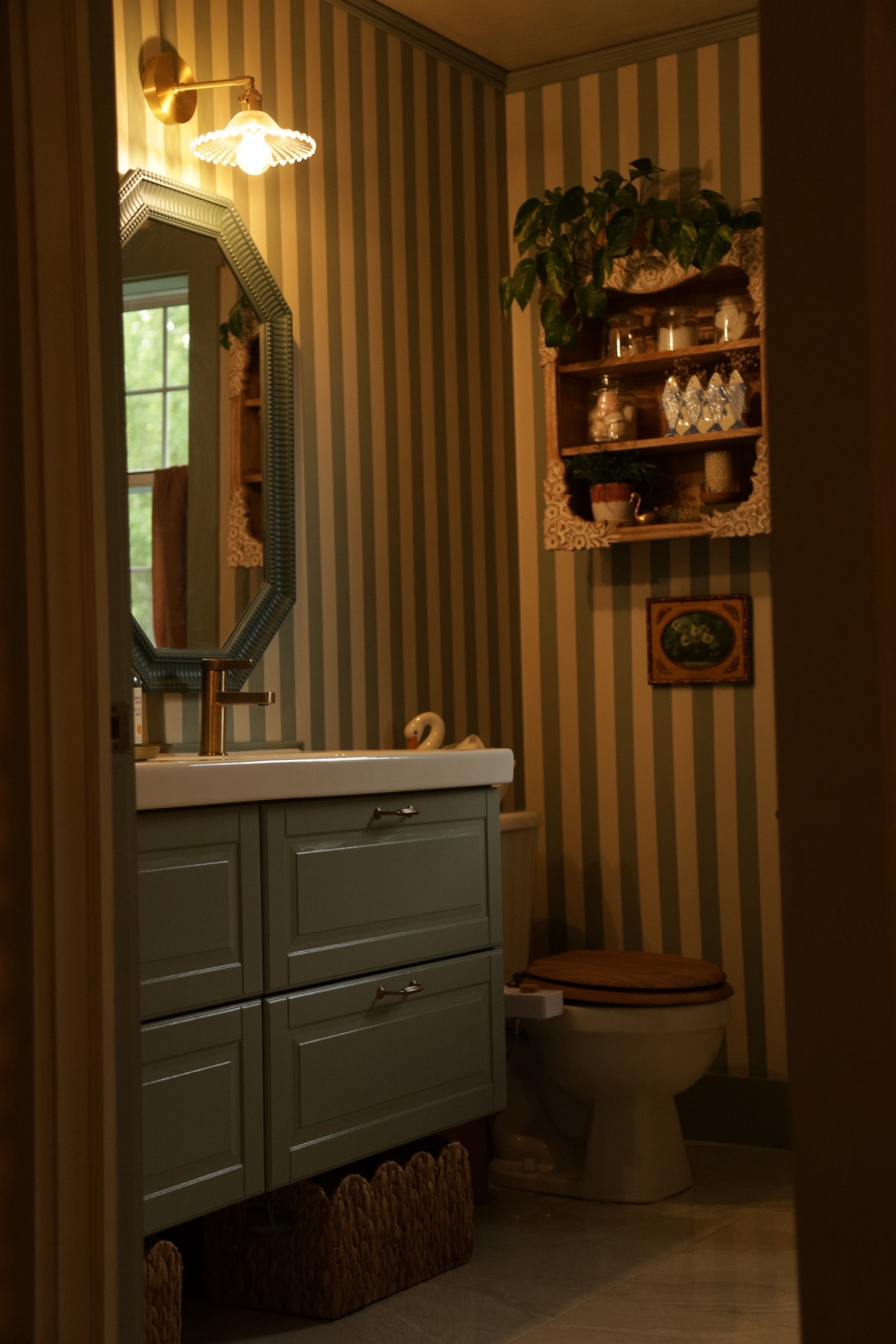 Master bath lights  🔗 

#LTKgiftguide #LTKcanada #LTKcasa