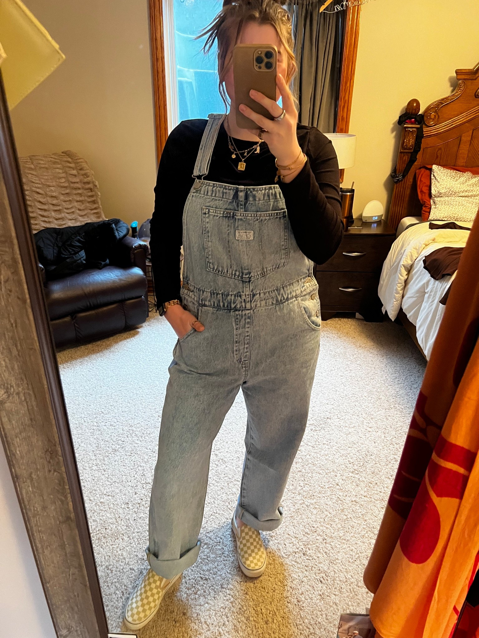 The cutest Levi’s overalls!!! Soo cute!! 

Overalls/ Levi’s/ spring outfit 

#LTKSpringSale #LTKStyleTip #LTKShoeCrush