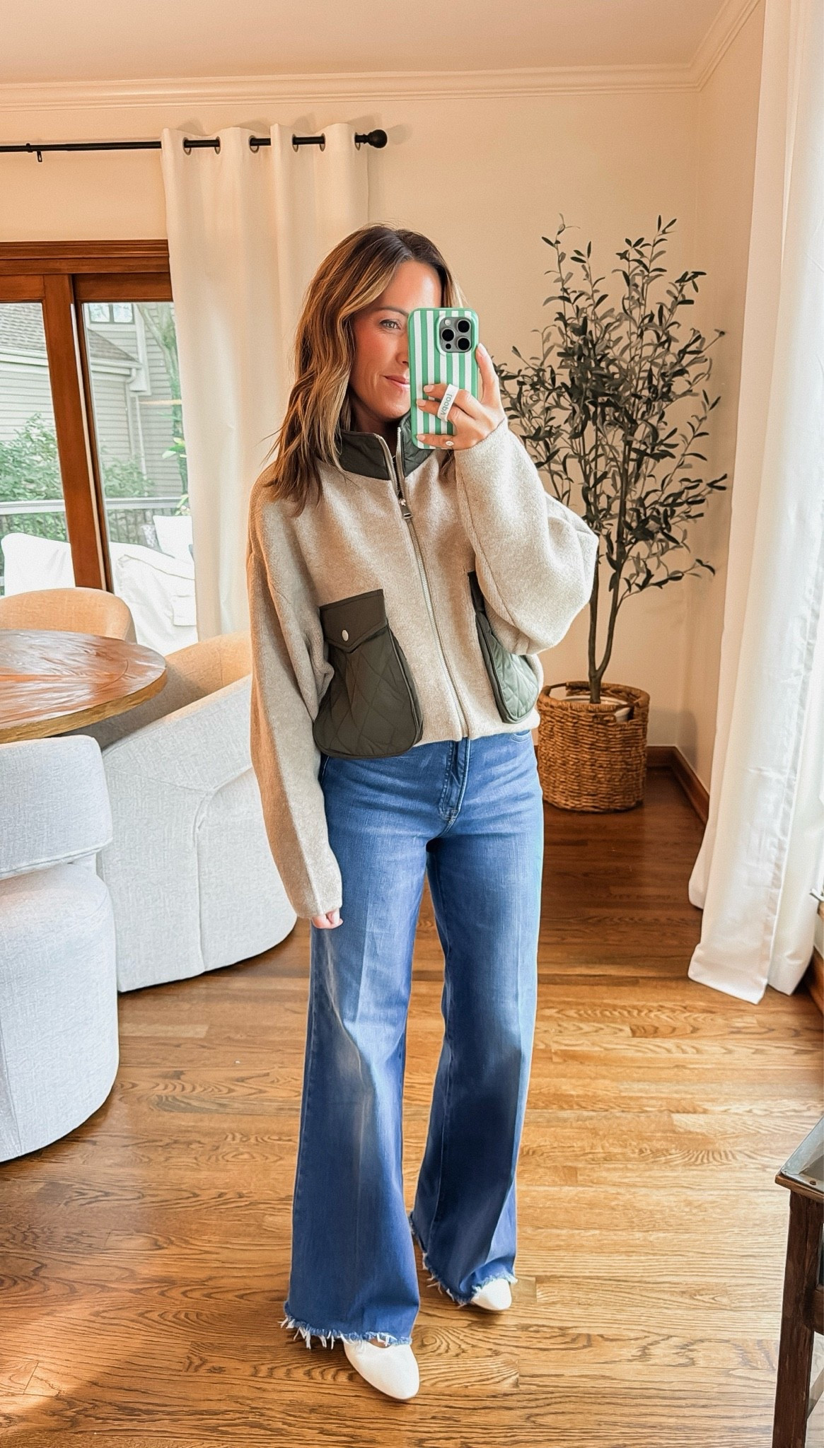 Fun Fall styling in this zip cardigan. Olive green quilted pockets. 
Size small for an oversized fit. XS would also work. 
Ivory flats tts

#LTKSeasonal #LTKOver40