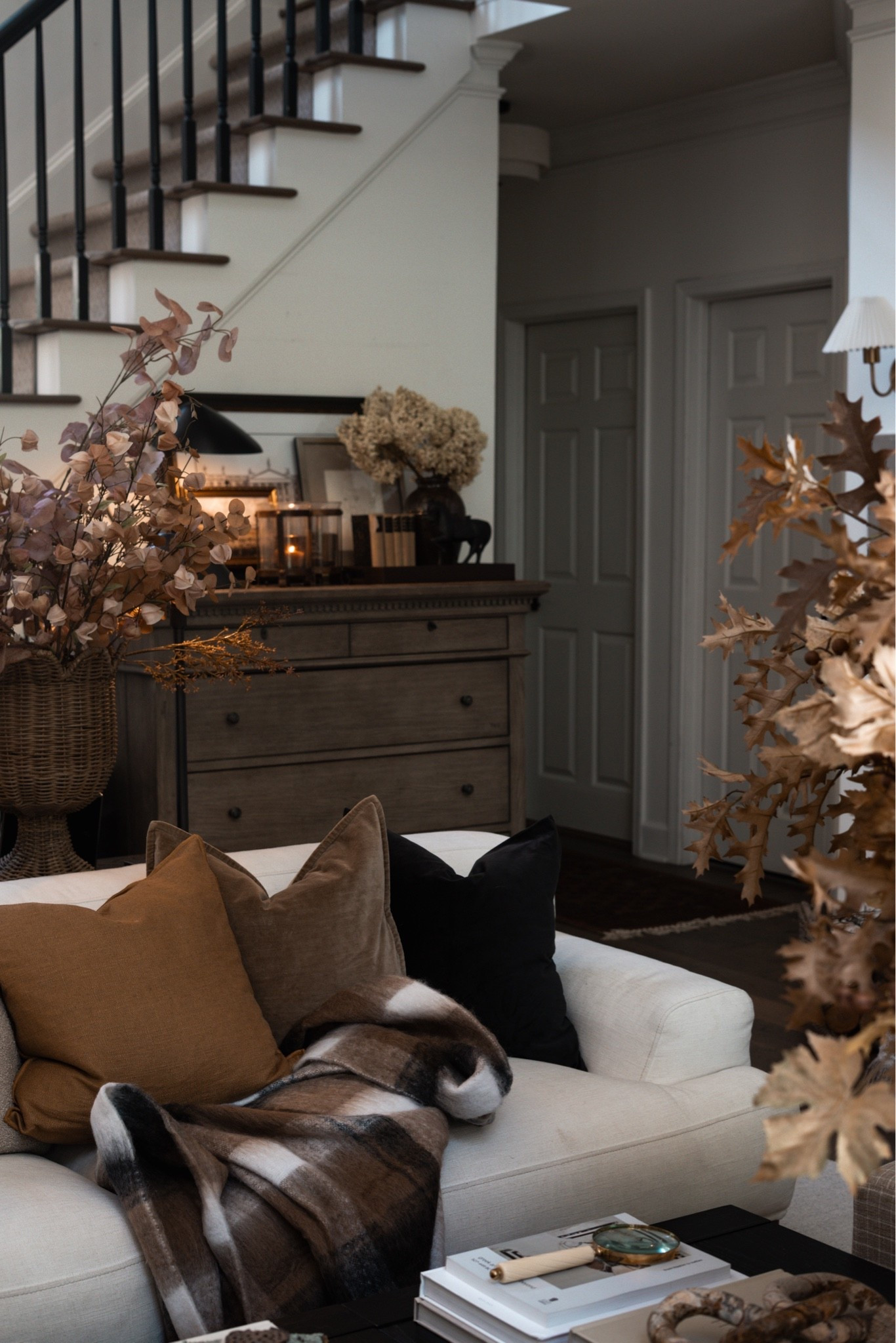 We found some amazing home decor pieces this year for Fall. The best part is that they’re not only good for the “ber” months but also year round!

The House of Valentina, modern heritage, modern cottage, home decor

#LTKHome #LTKSeasonal #LTKdayinmylife