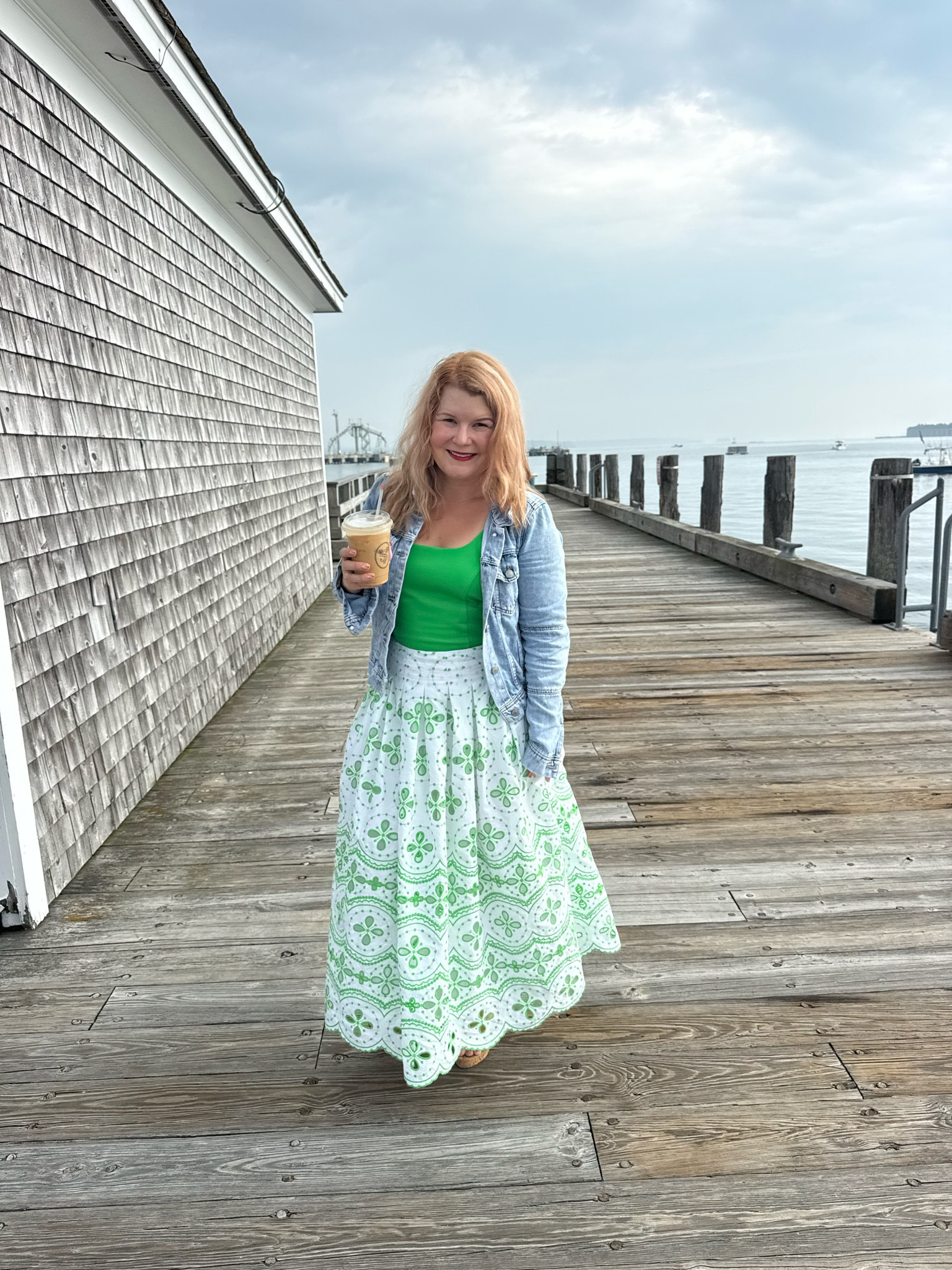 I am in love with this Lilly Pulitzer dress! It is perfect for weddings, dinner dates, or summer nights just because. But this dress makes me feel gorgeous!

#LTKootd #LTKPetite #LTKWedding