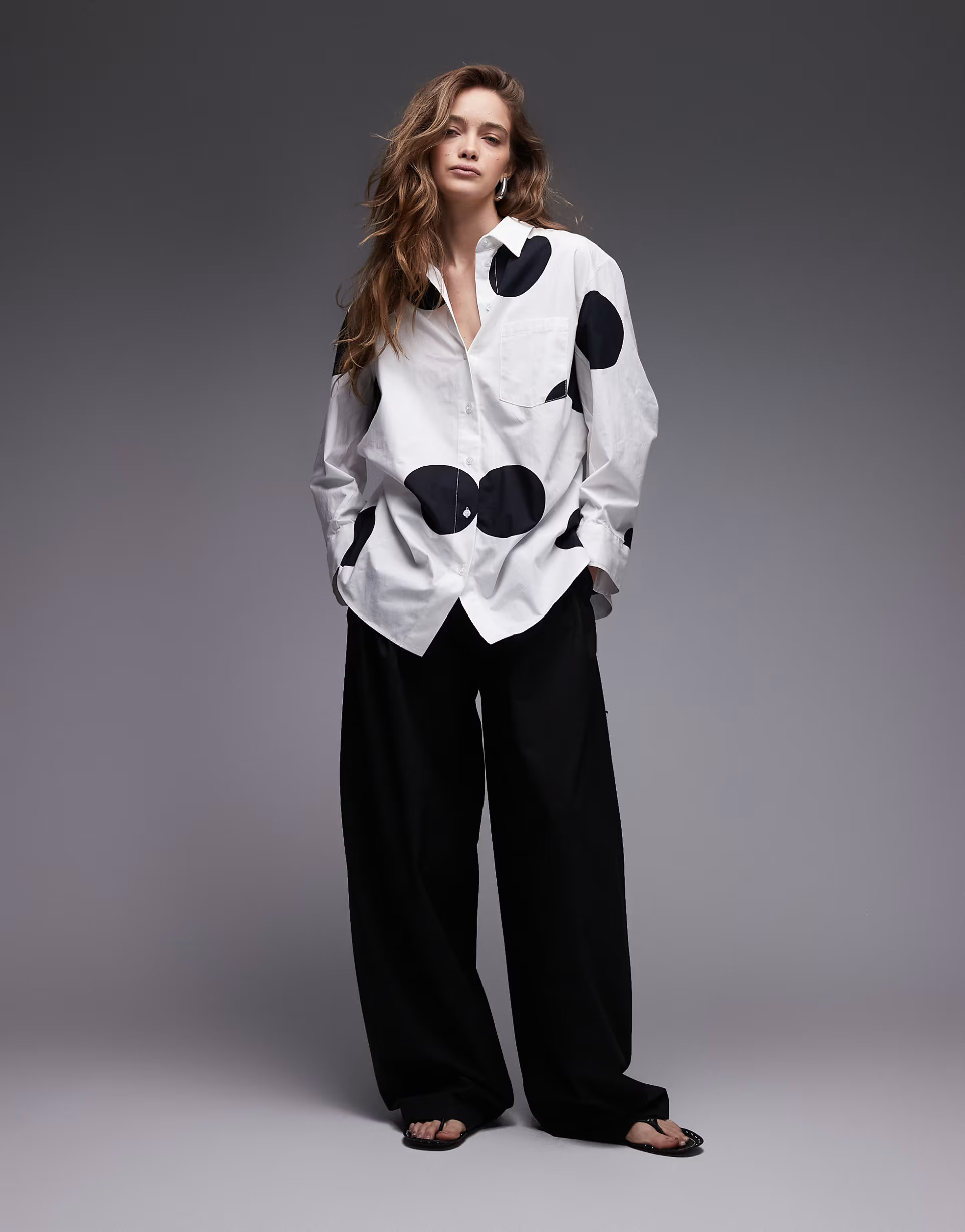 ASOS DESIGN - Oversized overhemd van popeline met stippen | ASOS (Global)