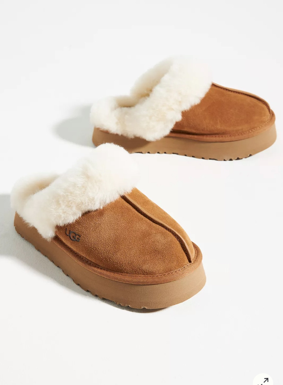 Online ONLY UGG slippers... I'm obsessed 🥰✨ 

UGG slippers, UGG, online only, UGG boots, fall boots, fall slippers, fall essentials, fall outfit essentials 

#LTKSeasonal #LTKCon #LTKSale #LTKU #LTKfamily #LTKstyletip #LTKfit #LTKunder100 #LTKstyletip #LTKshoecrush #LTKSeasonal