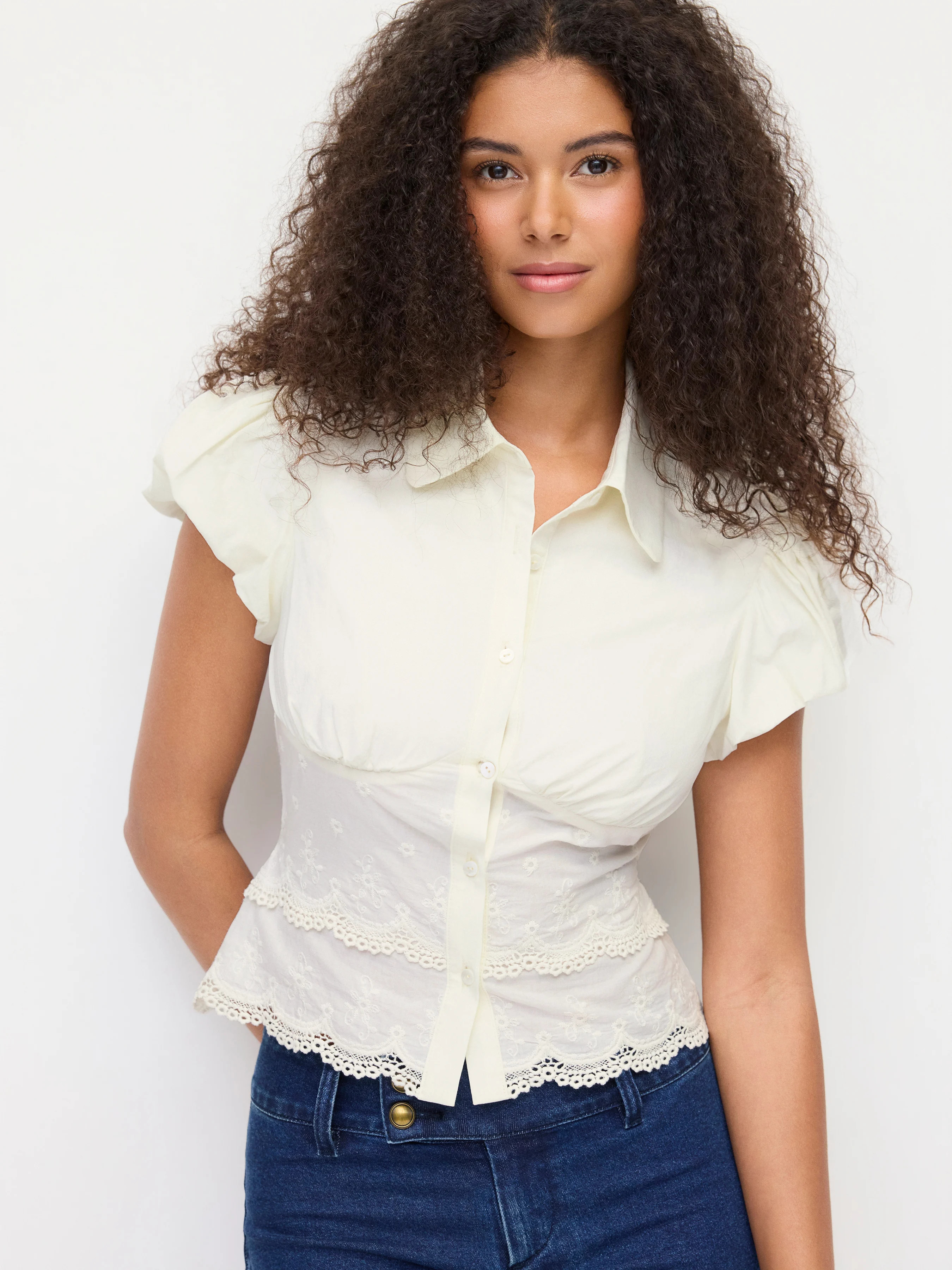 Woven Cotton-blend Broderie Anglaise Puff Sleeve Scalloped Lace Trim Blouse For Daily Casual | Cider