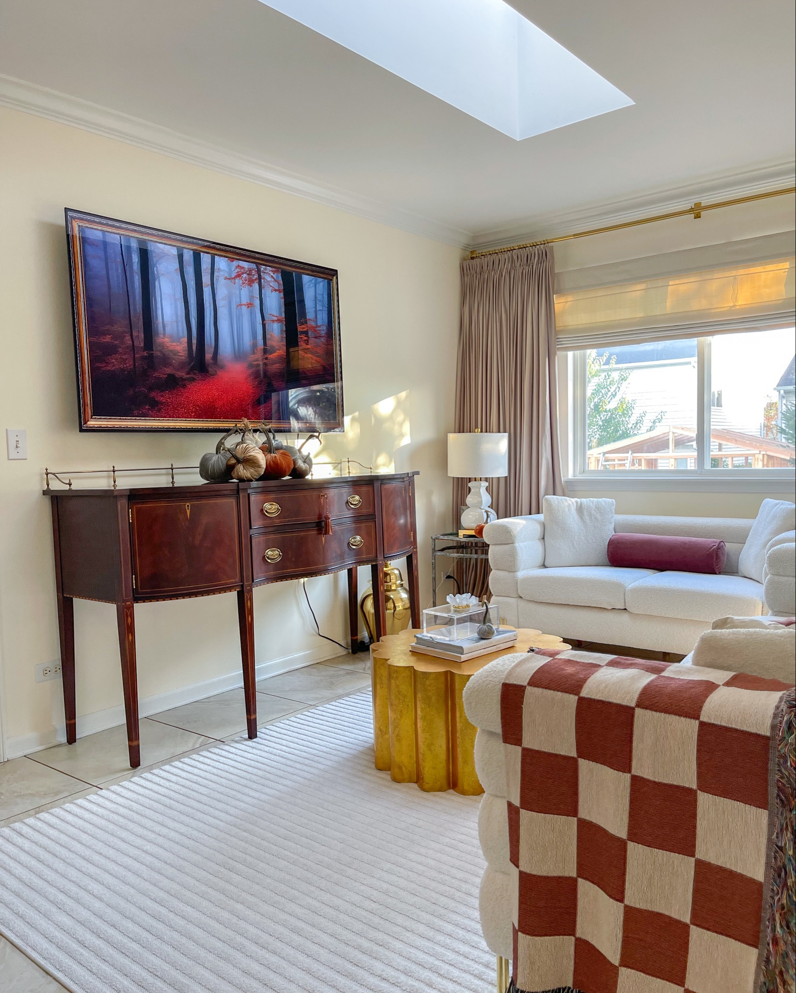 Sunday Stills! Love the colors of this season and I embrace incorporating them in my home. I love the sense calmness and coziness fall brings. What do you love about fall? 

Happy Sunday! 

#LTKStyleTip #LTKSeasonal #LTKHome