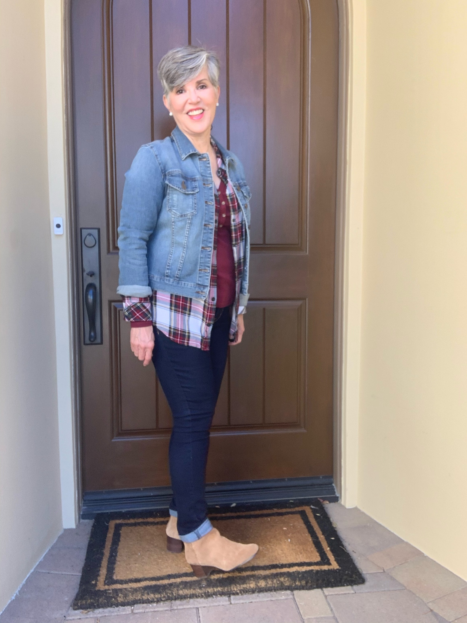 Great teacher look/ jean jacket (s)/ plaid shirt (s)/Henley (s)/ dark wash skinny jeans/ tan suede Blondo boots (8)
