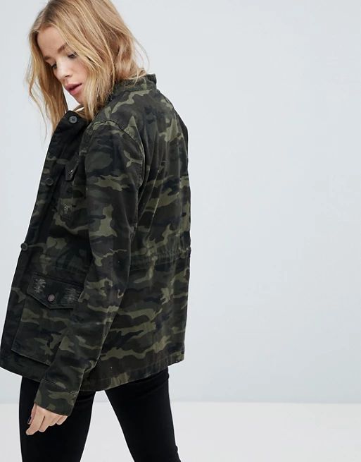 Only – Jacke mit Military-Muster | ASOS DE