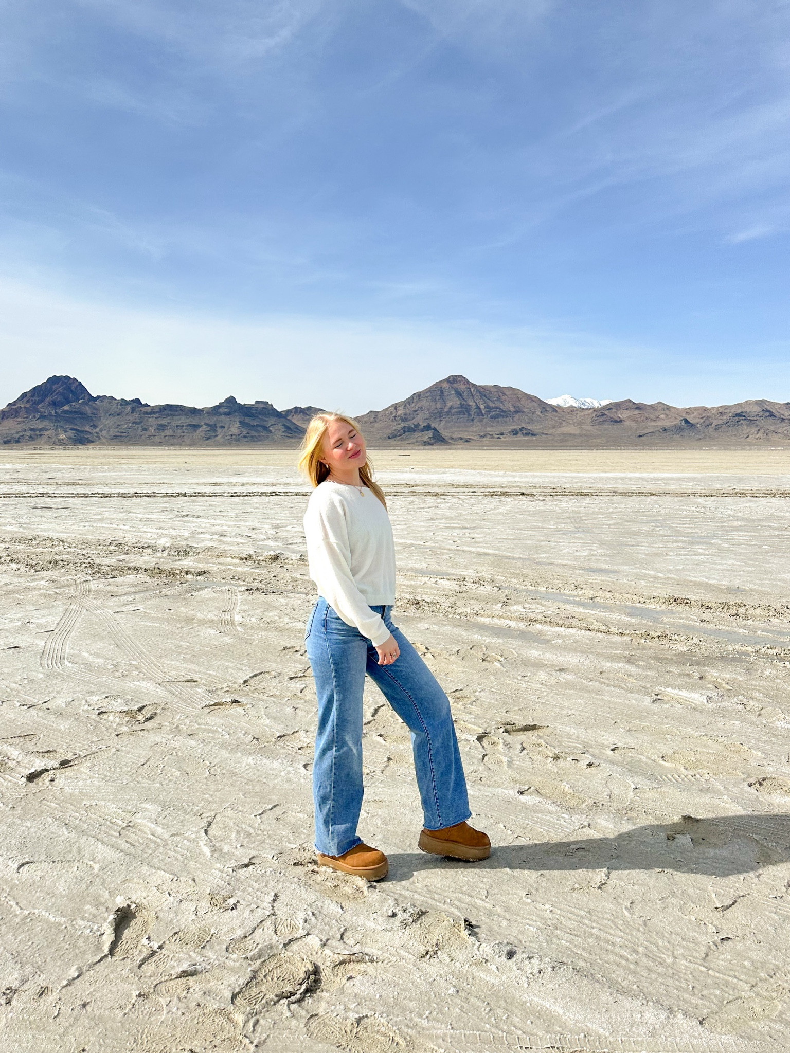 Salt Flats Pic!!! 🫶🏻

#LTKtravel #LTKaustralia #LTKstyletip