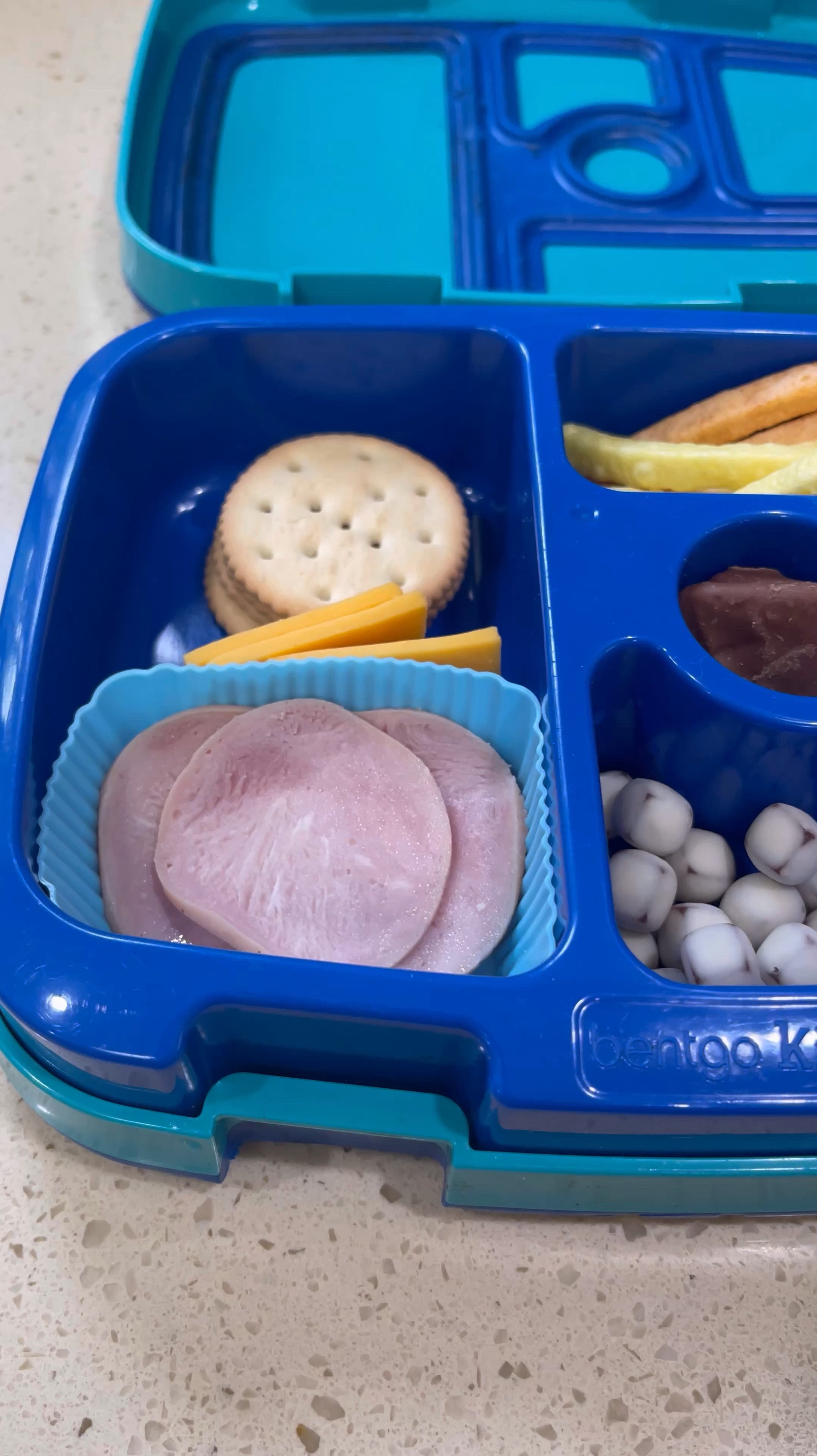 Kids lunch boxes 

#LTKKids #LTKItBag #LTKBacktoSchool