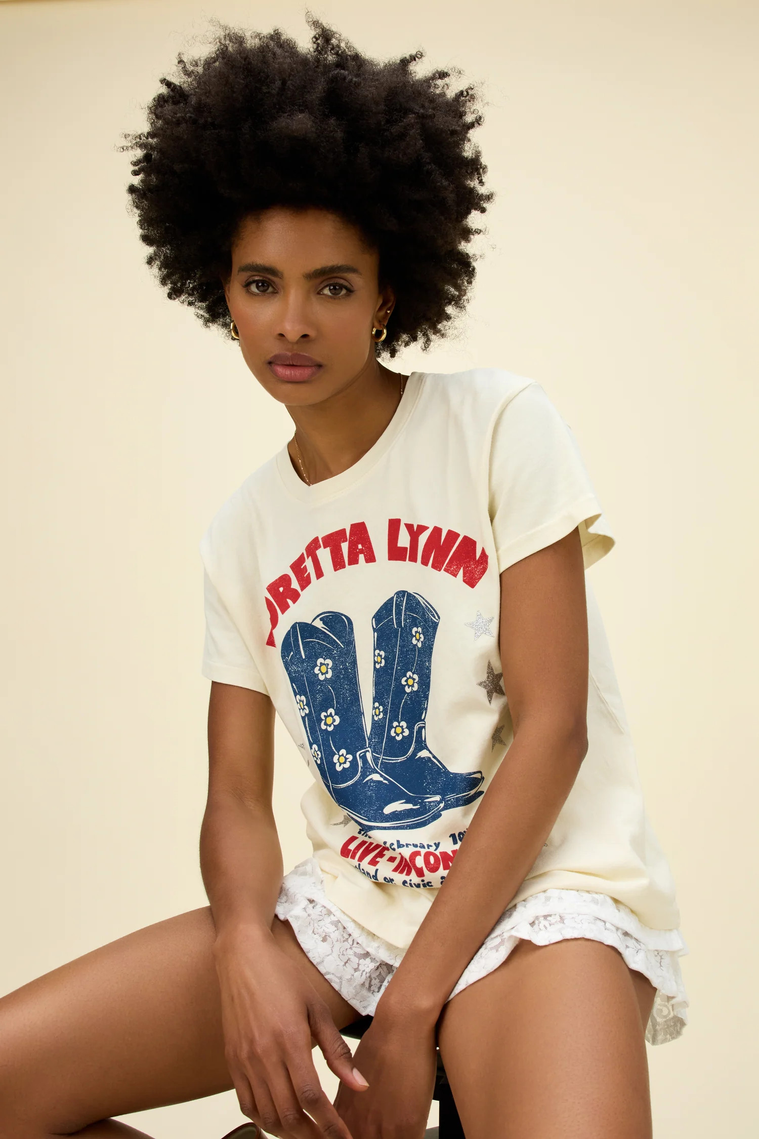 Loretta Lynn In Concert Tour Tee | Daydreamer