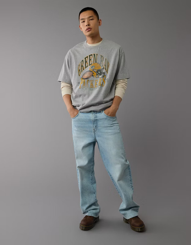 AE Boxy NFL Green Bay Packers Graphic T-Shirt | American Eagle Outfitters (US & CA)