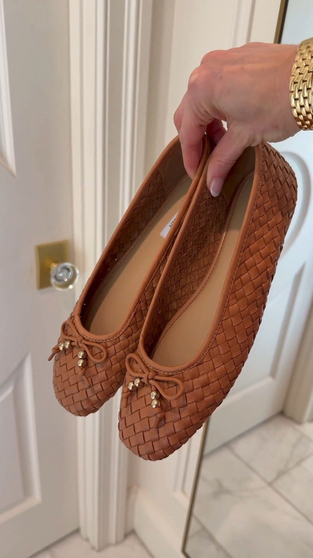 These woven flats looks designer and such a good price. Size up half a size for the best fit.