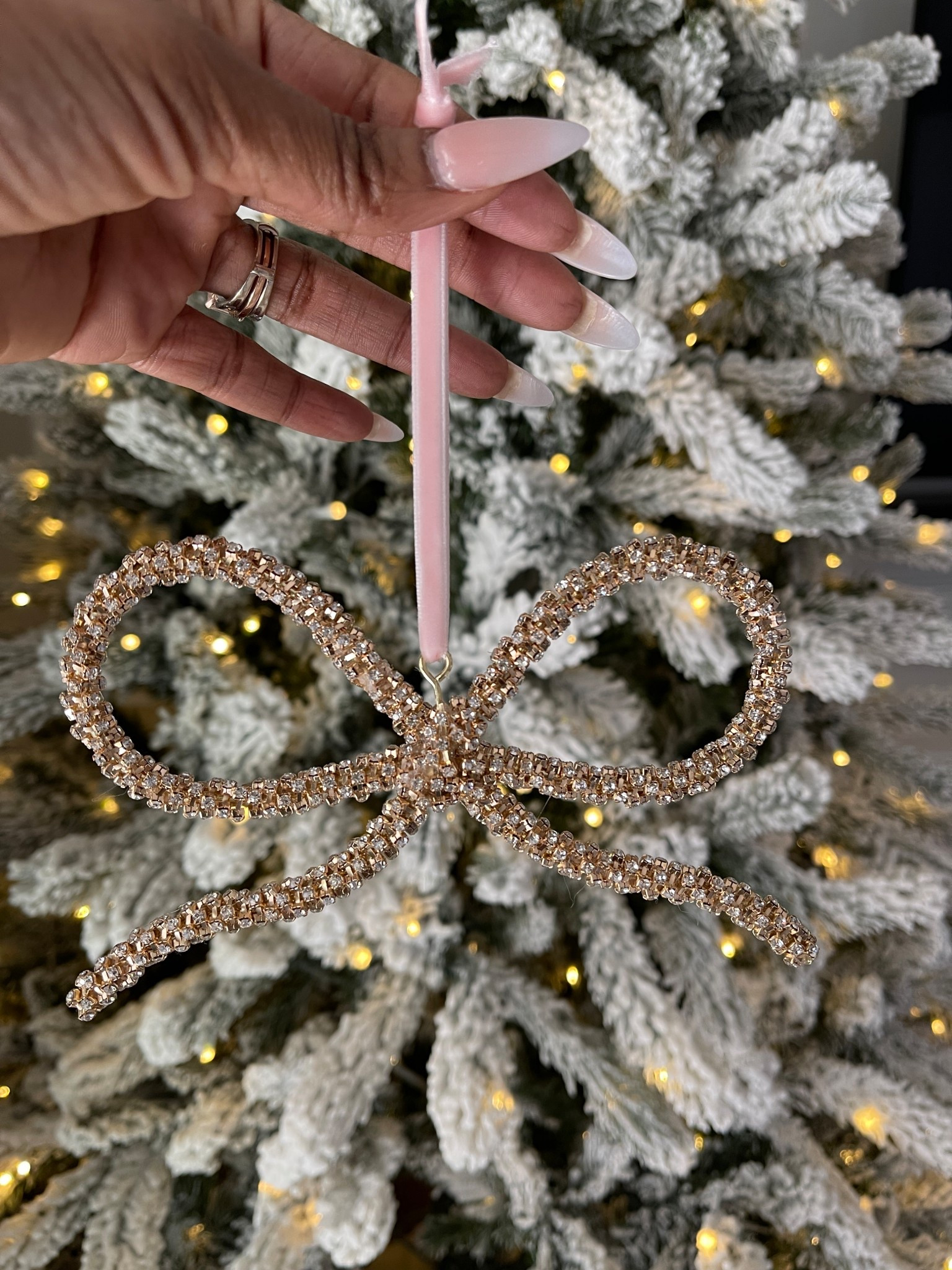 Pottery Barn x LoveShackFancy Bow Ornament

#LTKSeasonal #LTKHoliday #LTKGiftGuide