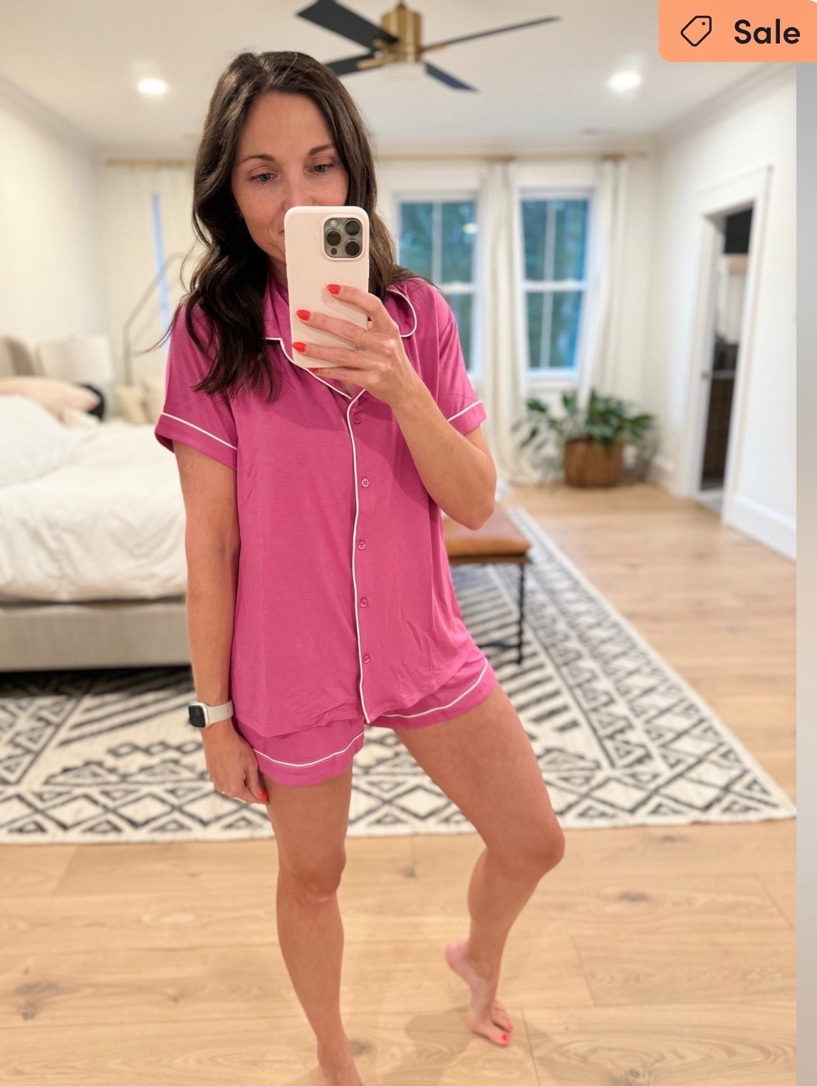 My favorite pjs are in the Nordstrom Sale! Multiple Colors. I wear a size medium. 

NSale | 2 Piece Pajamas | Cozy Pajamas | Nordstrom

#LTKSaleAlert #LTKdayinmylife