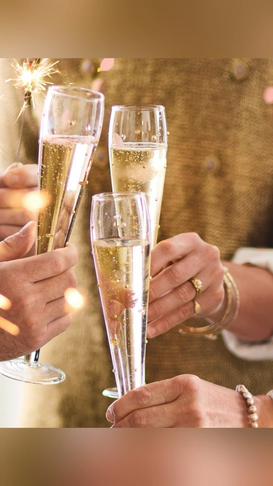 An easy color burst to turn a bar cart into a party and a table into a special occasion.  
    * 		Crafted of blown glass.
    * 		Set of 4.
    * 		Imported. 

#LTKParties #LTKHome #LTKWatchNow