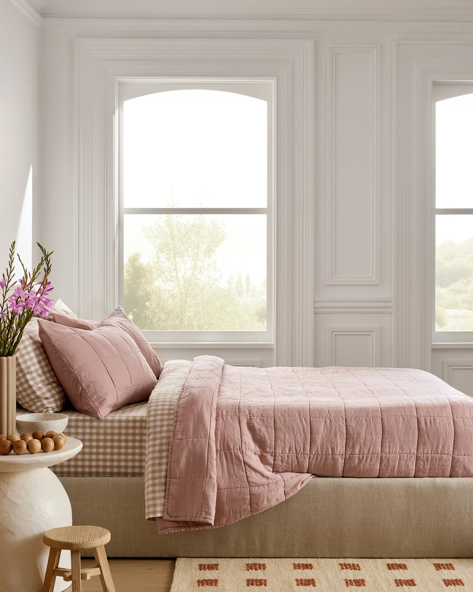 Lightweight European Linen Box Quilt | Quince