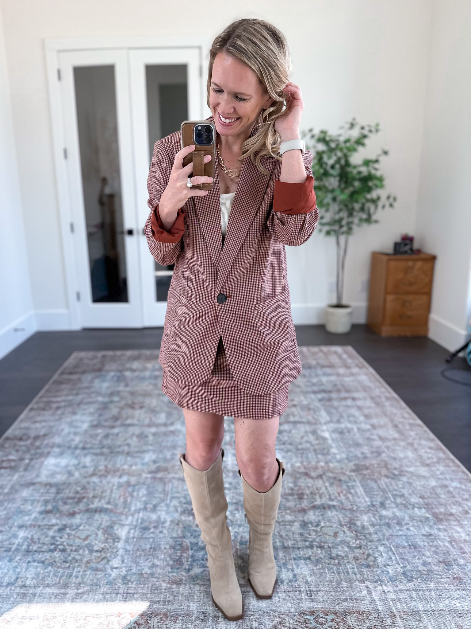 Affordable brown plaid outfit for fall

#LTKsalealert #LTKunder50 #LTKworkwear