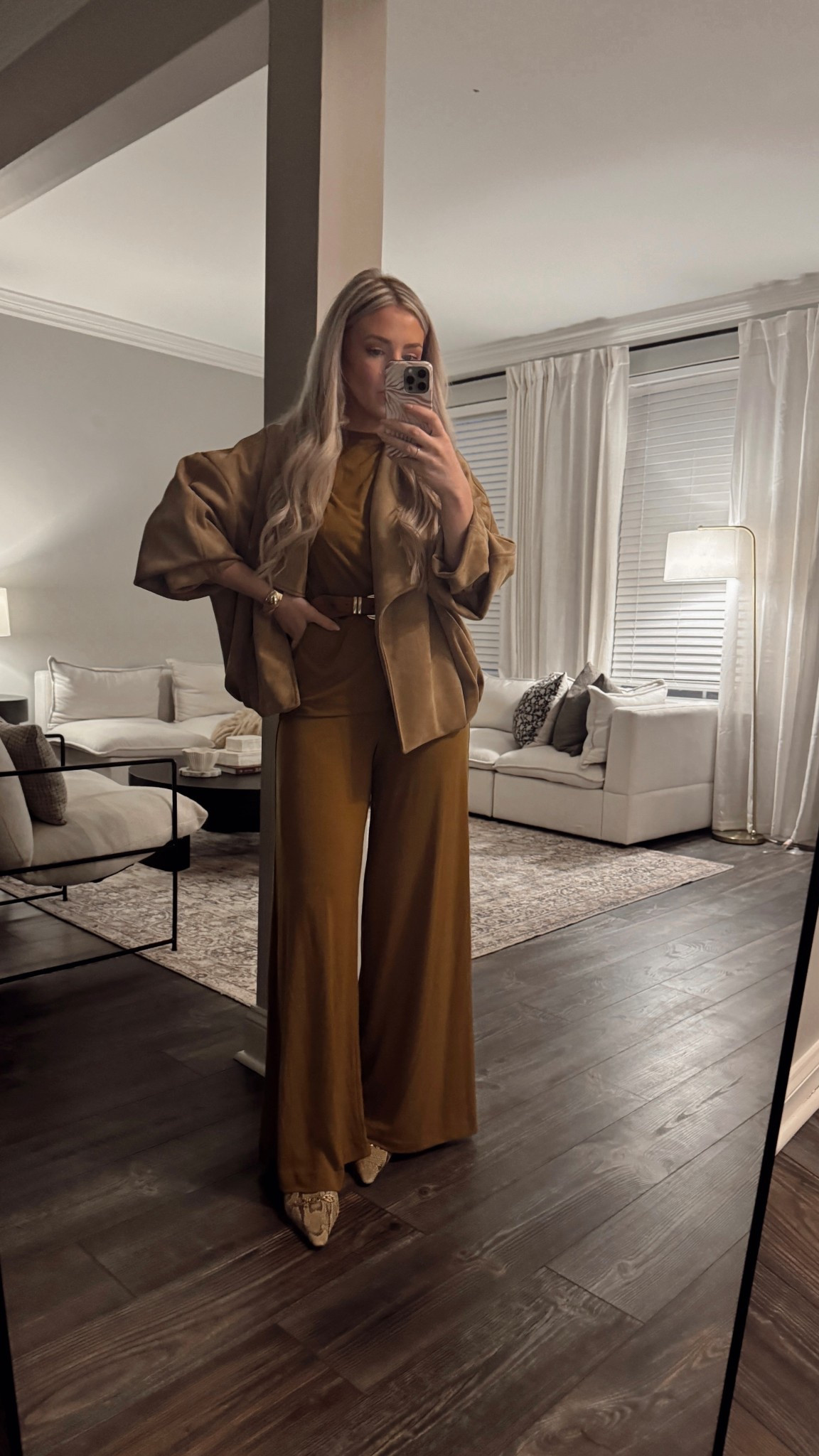 Matching set & how I styled for work

#LTKWorkwear #LTKSeasonal