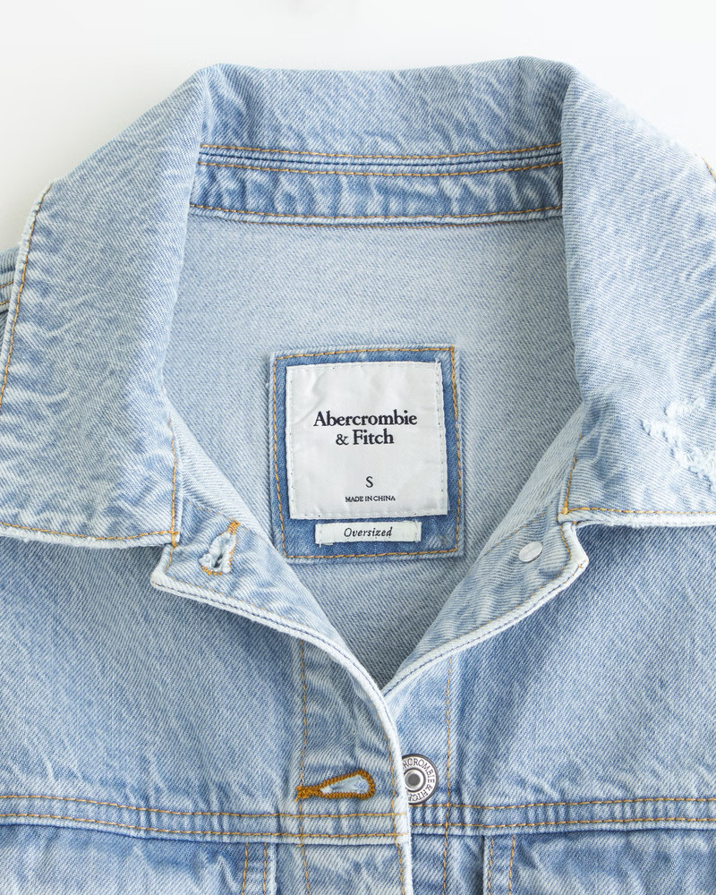 Women's Oversized Denim Trucker Jacket | Women's Coats & Jackets | Abercrombie.com | Abercrombie & Fitch (US)