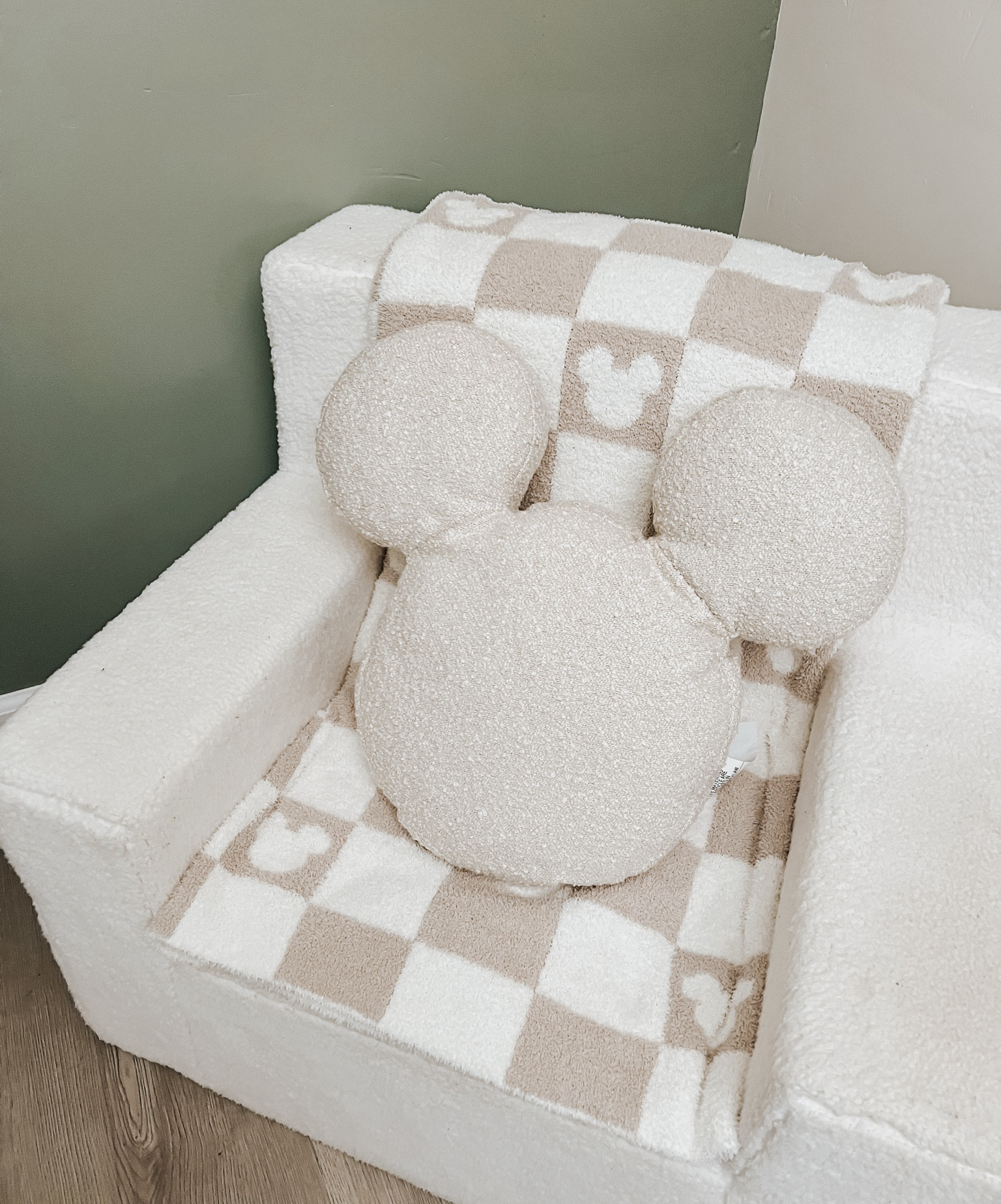 Love some neutral Mickey decor for our boys room! 

Mickey home decor, home decor, Disney home decor, neutral Mickey decor

#LTKfindsunder50 #LTKkids #LTKhome