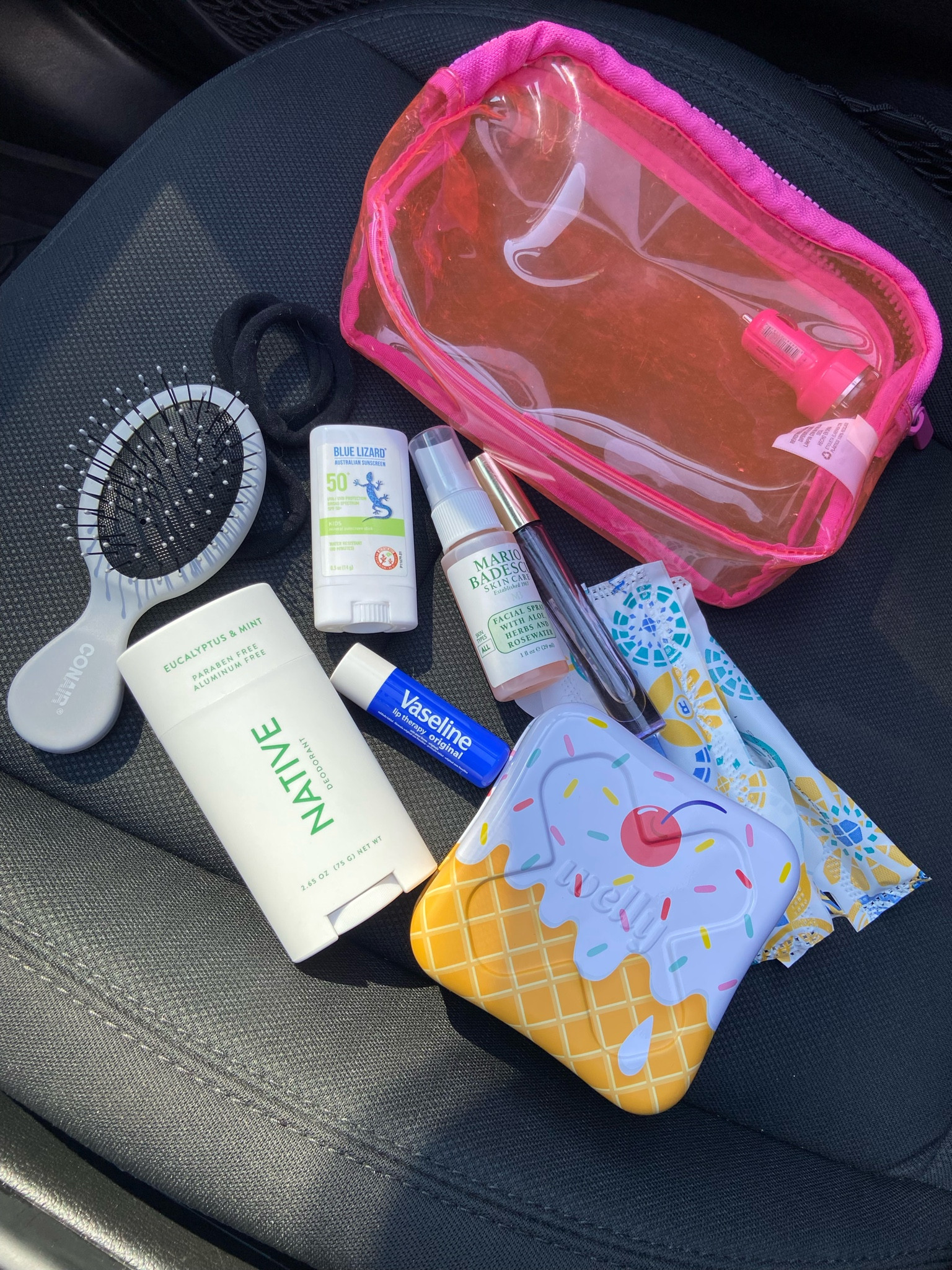 What’s in your car bag??

#LTKU #LTKbeauty