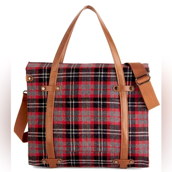 Modcloth Camp Director Zipped Laptop Tote Plaid | Poshmark
