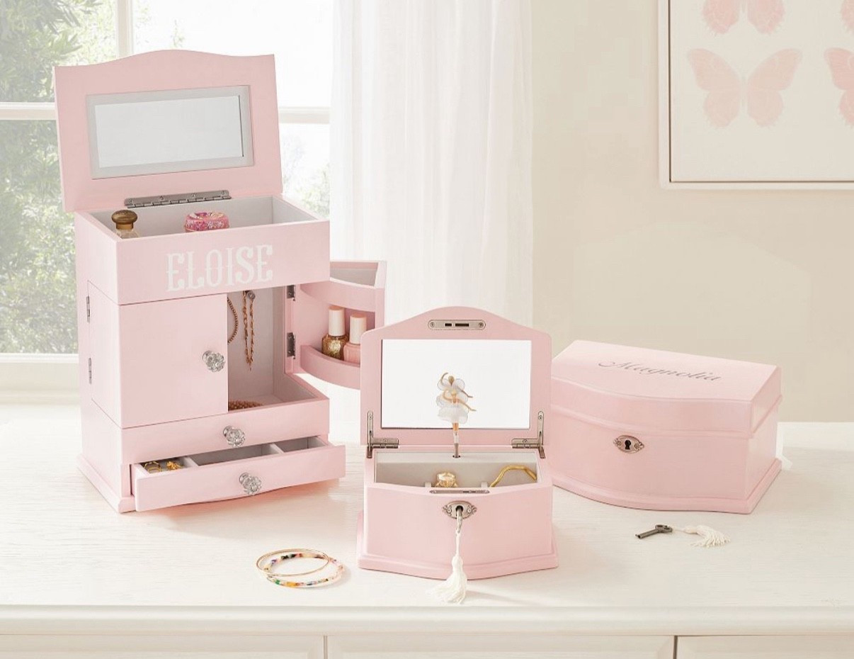 such a cute gift idea for a little girl 🩷

#LTKBeauty #LTKGiftGuide #LTKFindsUnder100