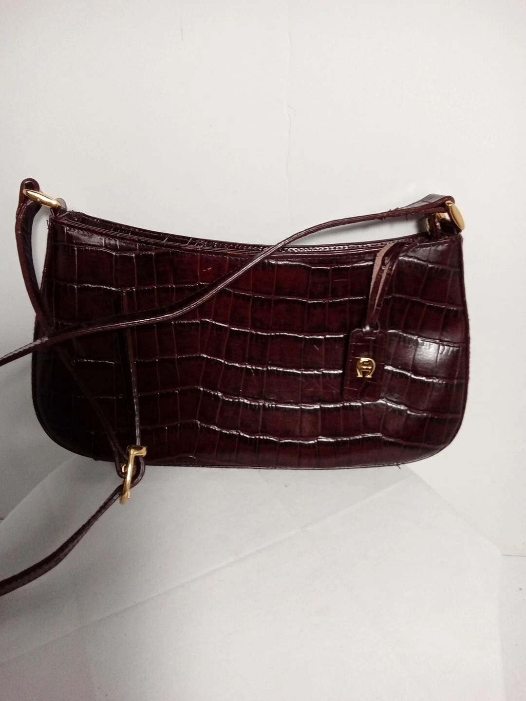 Etienne Aigner Crocodile Antic Red Leather  Embossed Purse - Vintage  | eBay | eBay US