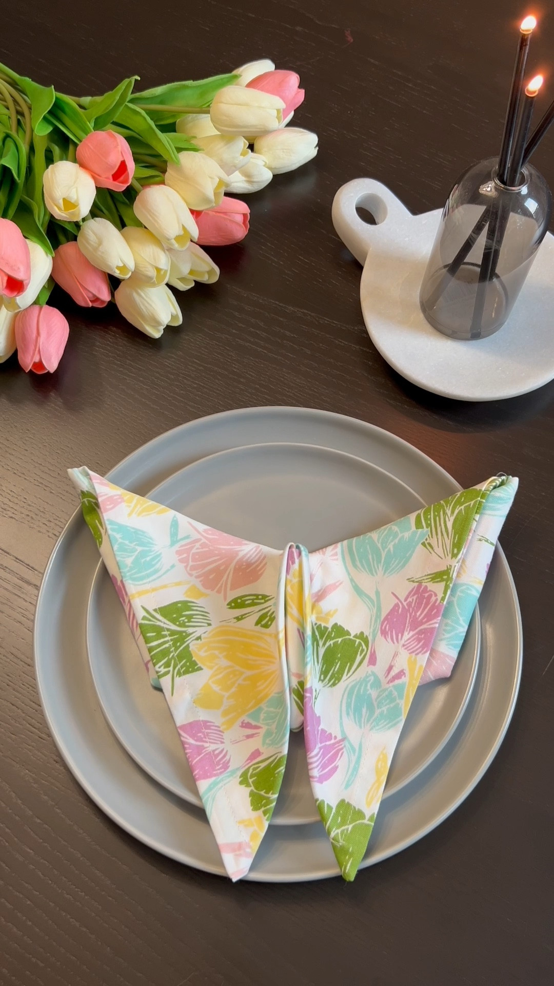 Mother’s Day butterfly napkin fold #mothersday #butterfly #napkinfold #tulips #amazon

#LTKFindsUnder50 #LTKSeasonal #LTKHome
