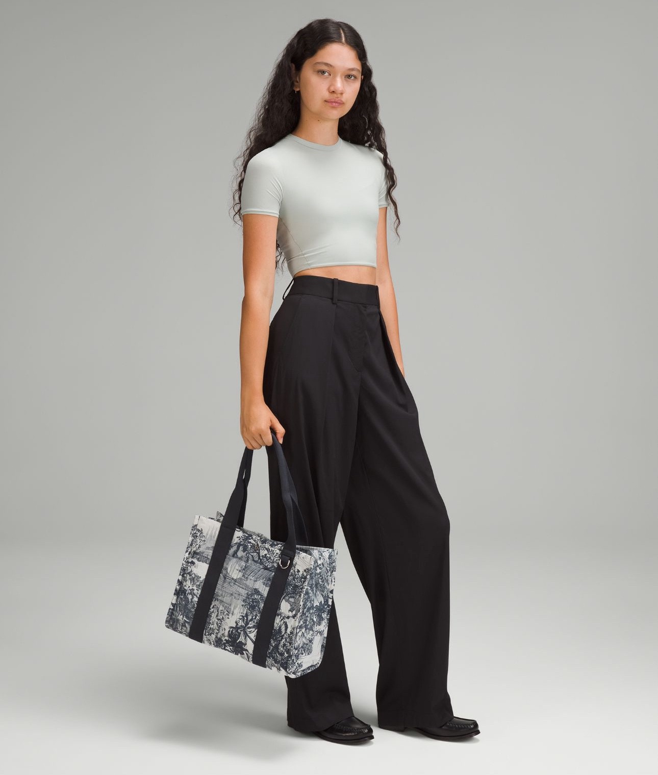 The cutest new ‘IT Bag’ from lululemon. soon to go viral on TikTok - is it a Dior dupe? 

#LTKOver40 #LTKActive #LTKFitness