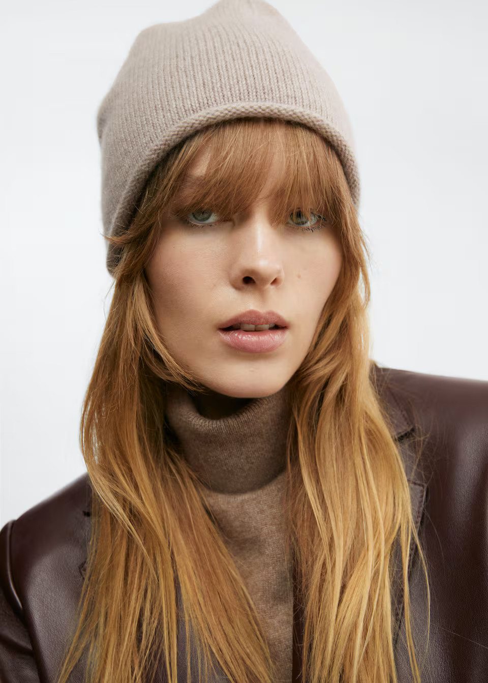 Cashmere knitted hat -  Women | Mango United Kingdom | MANGO (UK)